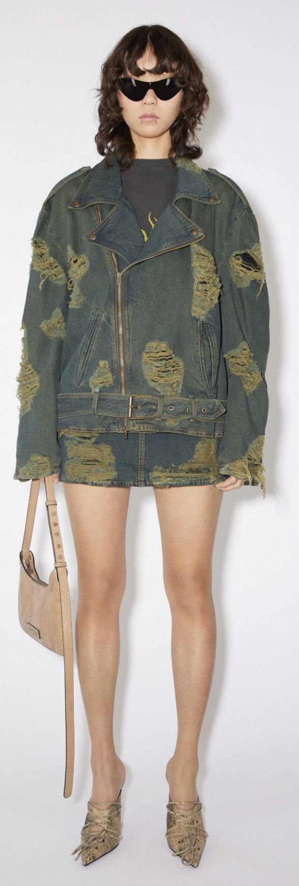 Acne Studios Acne Studios Distressed Denim Jacket Size XS / US 0-2 / IT 36-38 - 11 Thumbnail