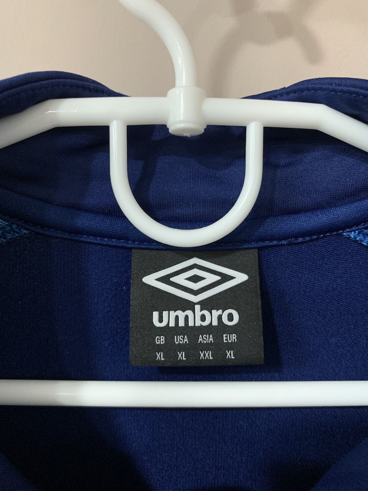 Umbro Heart of Midlothian Hearts Soccer Long Sleeve Shirt Umbro XL Size US XL / EU 56 / 4 - 7 Thumbnail