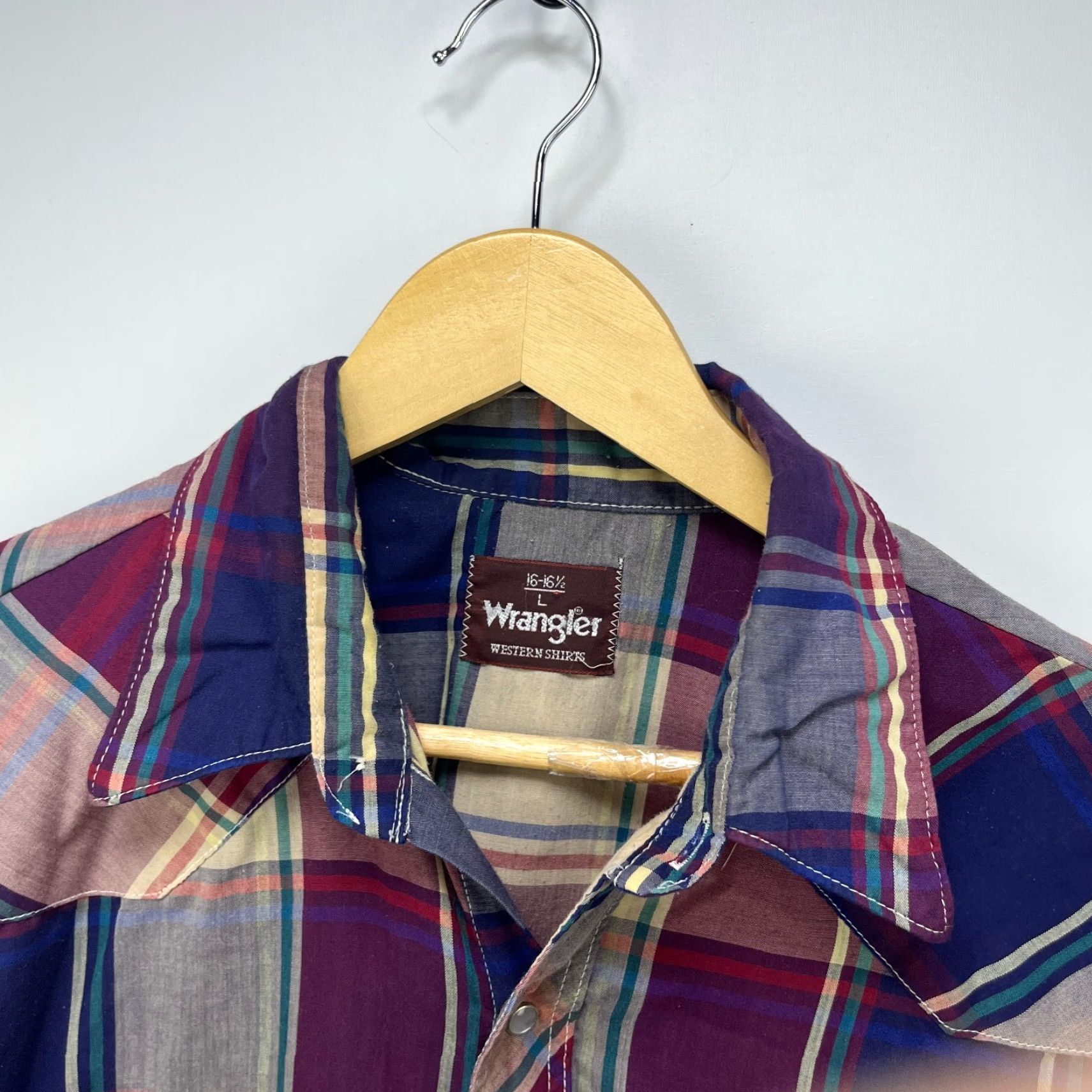 Wrangler VINTAGE Wrangler Western Snap Button Long Sleeve Shirt Large Mens Red 90s Wrangler Shirt Mens Vintage Red Long Sleeve Shirt Size US L / EU 52-54 / 3 - 7 Thumbnail