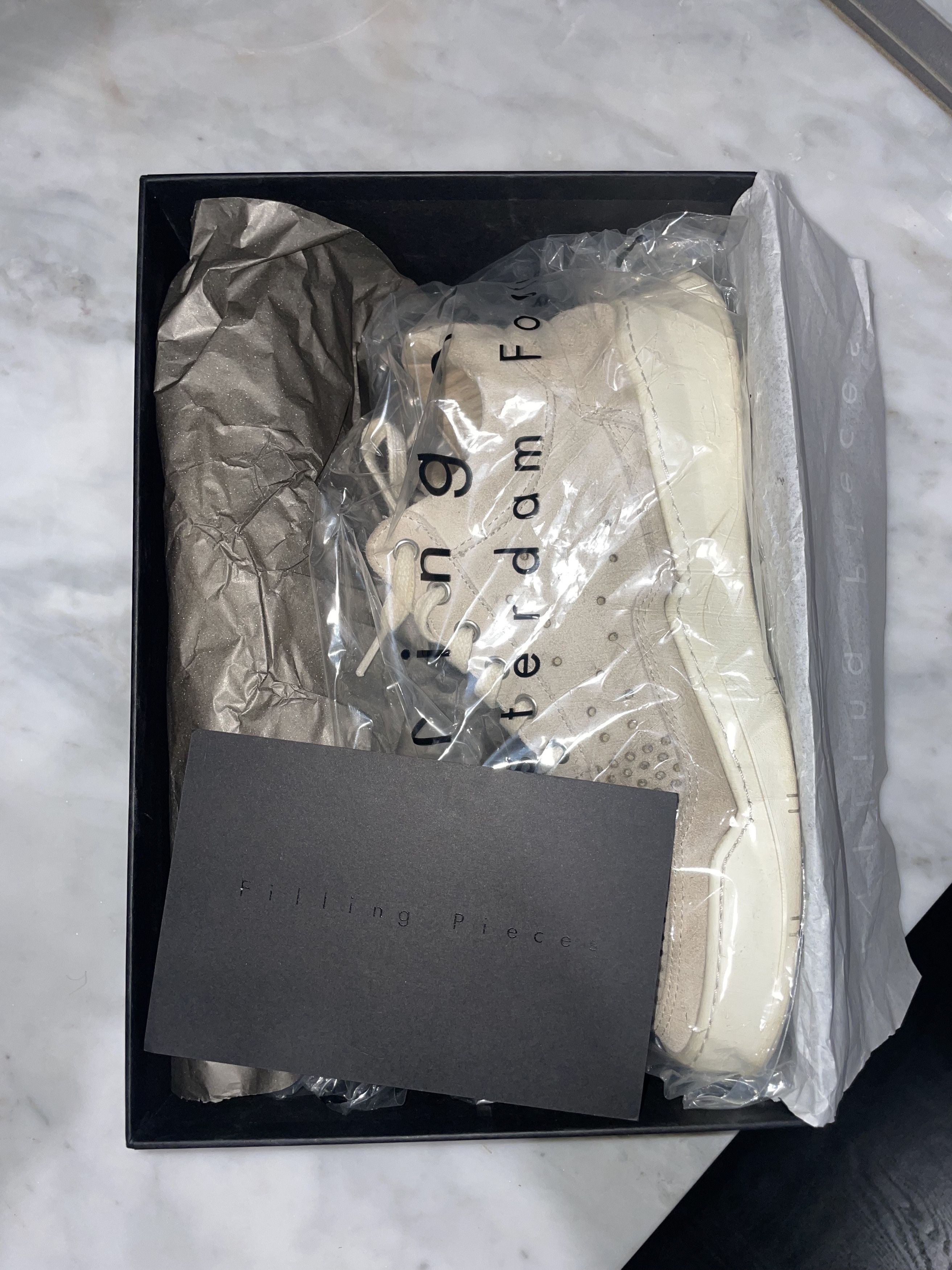 Filling Pieces Filling Pieces Gradient Perforated Low Top SS16 Size US 7 / EU 40 - 2 Thumbnail