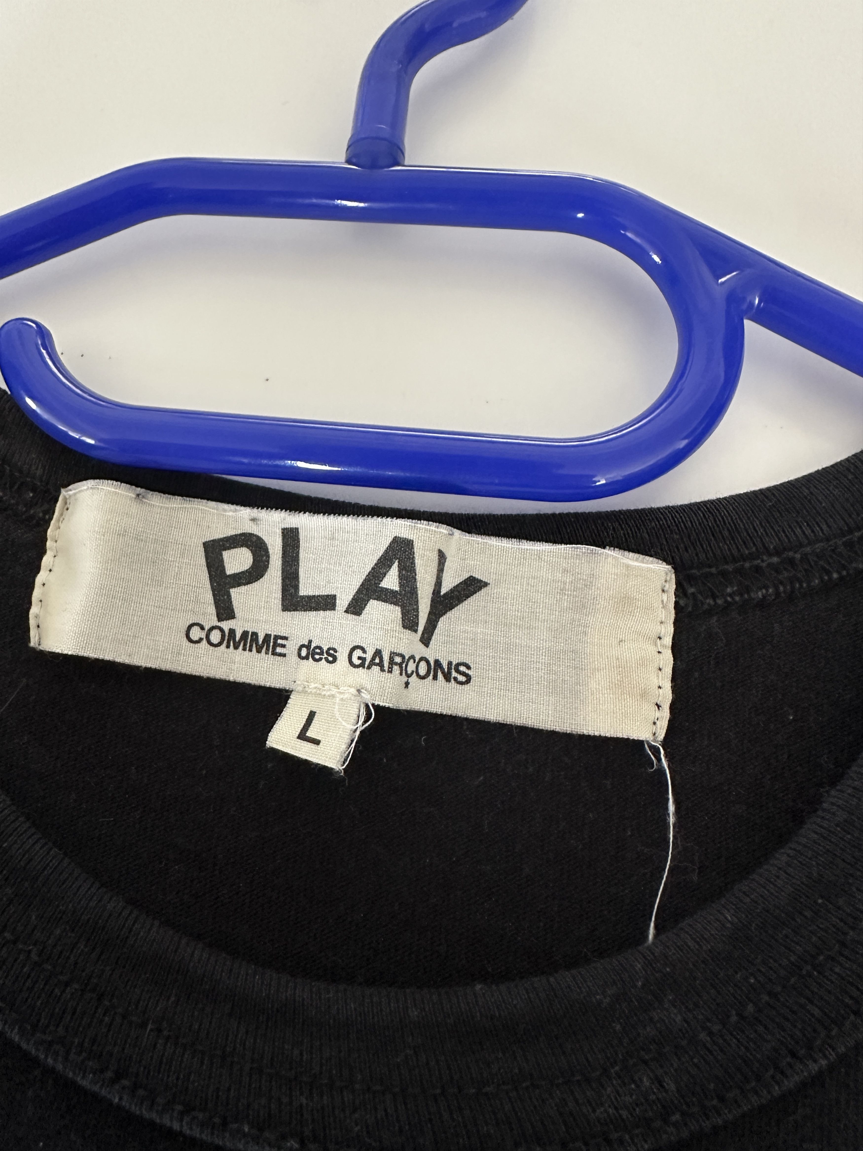 Comme des Garcons Gold Heart Black Tee Play Comme Des Garcons Size US L / EU 52-54 / 3 - 3 Thumbnail