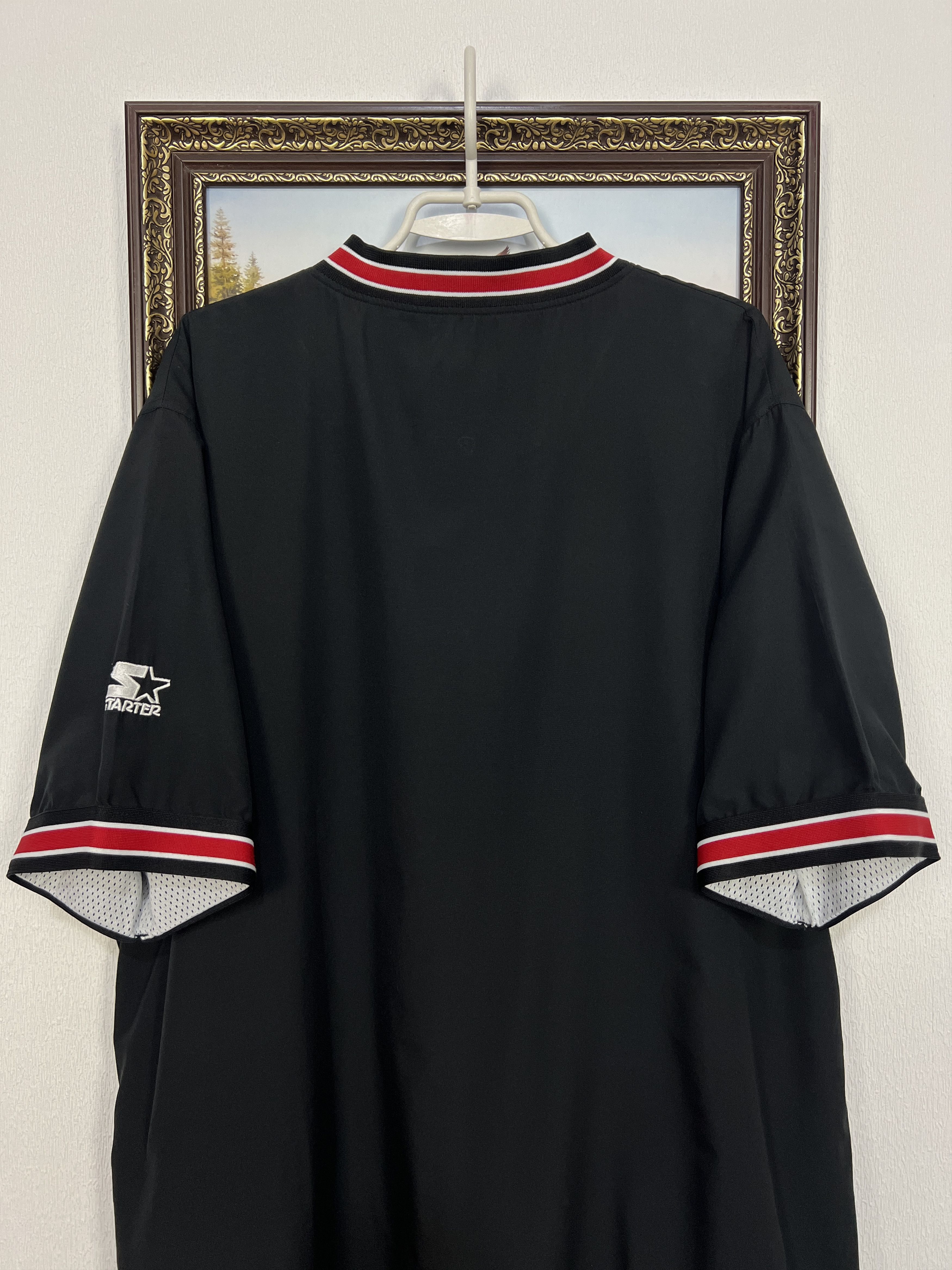 Starter Vintage 90's Starter Chicago Bulls Warm Up Jersey NBA Mens Size US XL / EU 56 / 4 - 14 Thumbnail