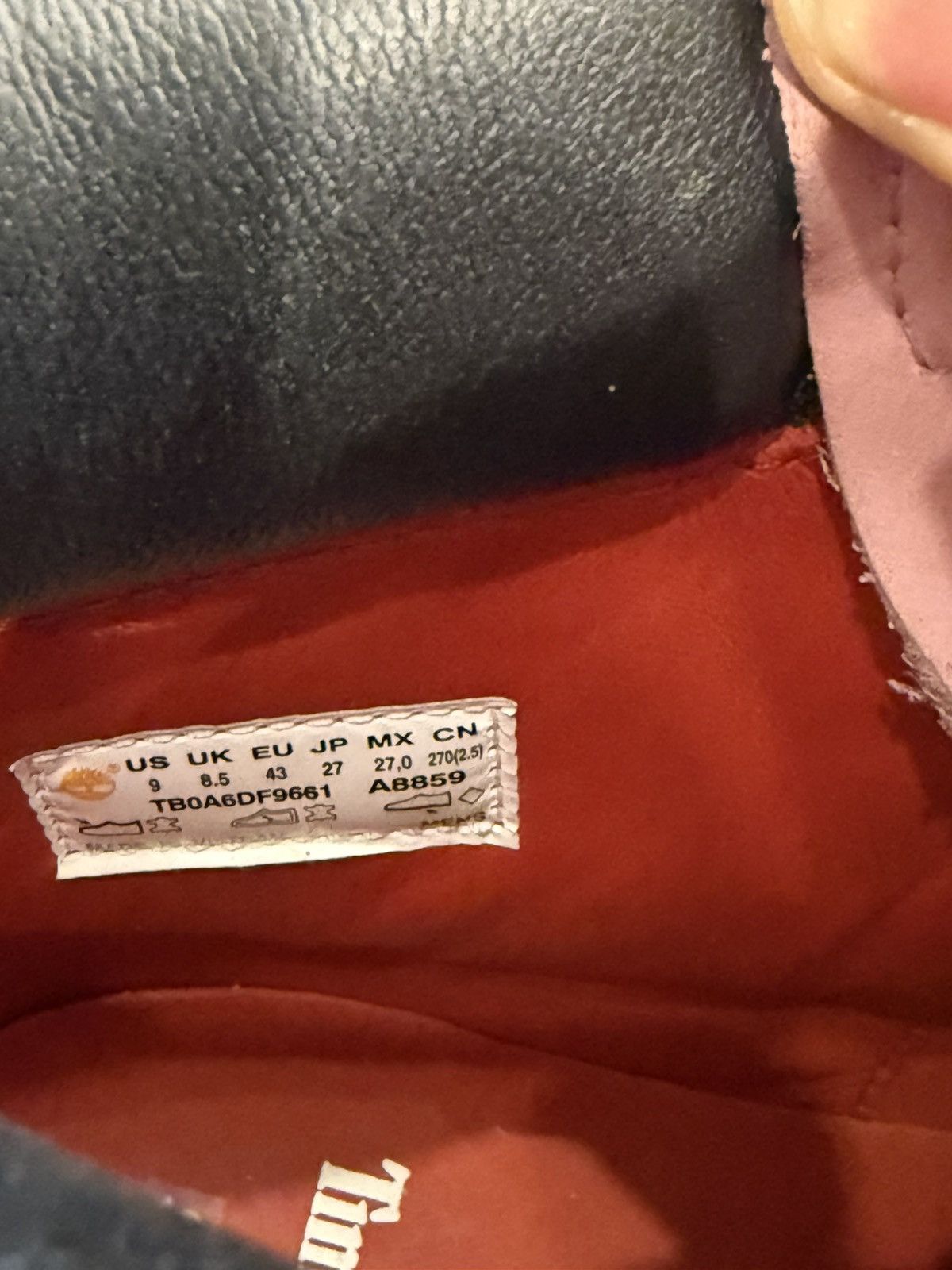 Supreme × Timberland Supreme Timberland 6” Pink Diamond Plate Size US 9 / EU 42 - 9 Thumbnail