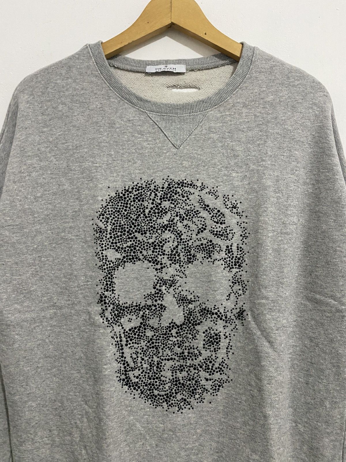 If Six Was Nine × Japanese Brand × Le Grande Bleu (L.G.B.) 💸BINDINGOFFER💸Heaven Skull Glitter Sweatshirt Ifsixwasnine Size US M / EU 48-50 / 2 - 2 Thumbnail