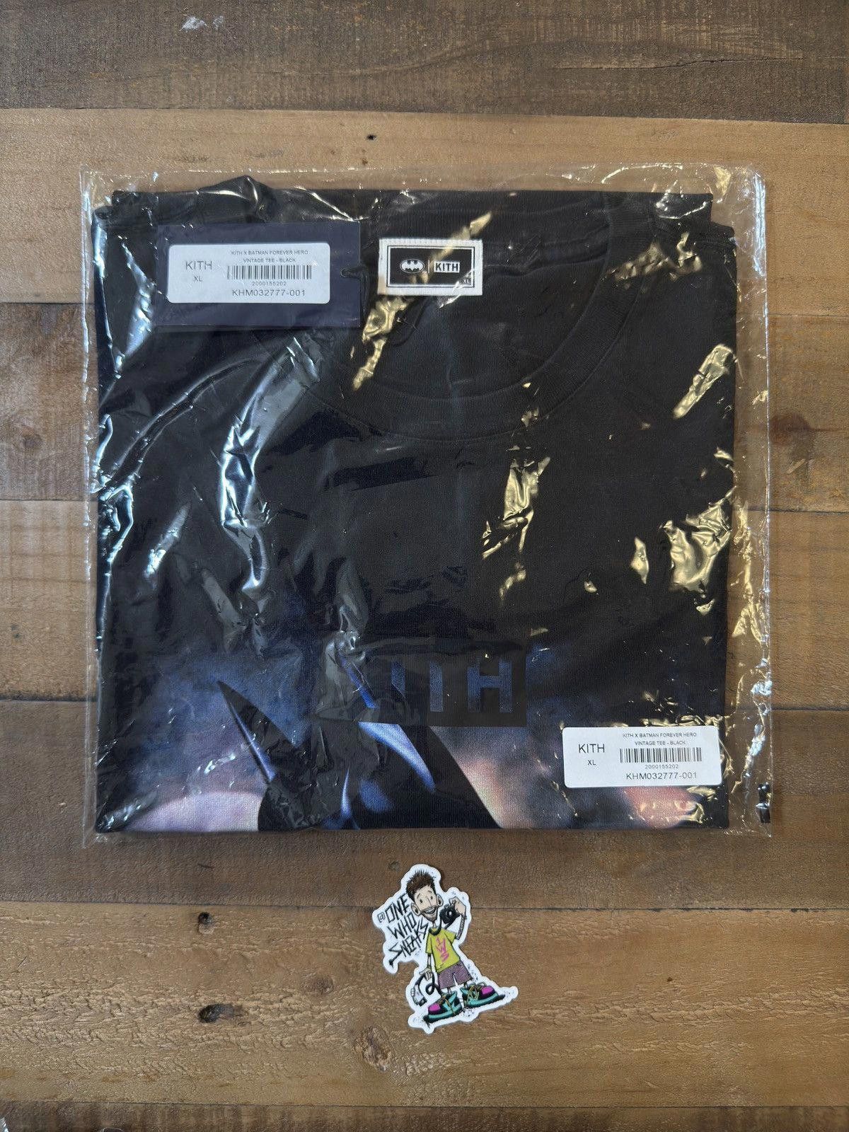 Kith Kith x Batman Forever Hero Vintage Tee Size XL Size US XL / EU 56 / 4 - 10 Thumbnail