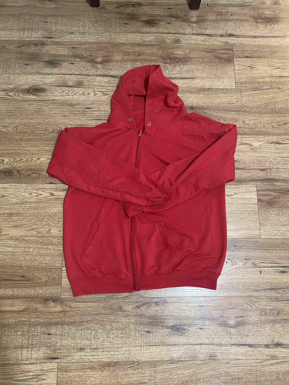 Other Red zip up hoodie Size US L / EU 52-54 / 3 - 1 Thumbnail