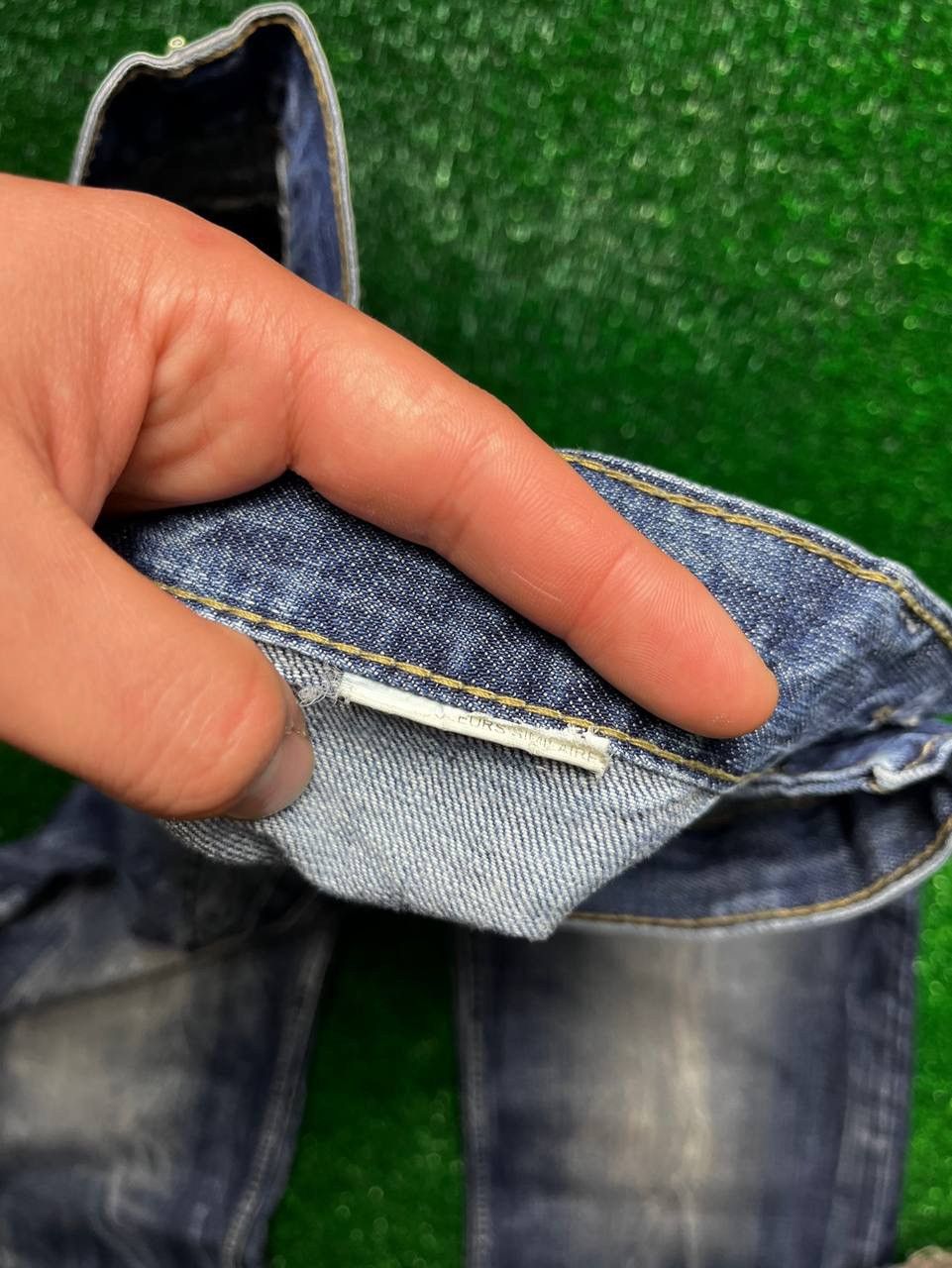 Dsquared2 Very Rare ! Dsquared2 Big Logo Jeans Made in Italy Denim Size US 34 / EU 50 - 10 Thumbnail