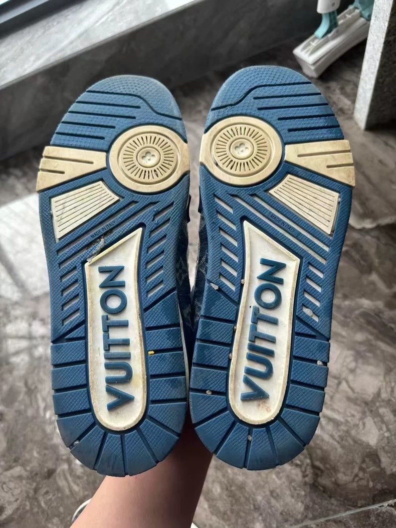 Louis Vuitton Louis Vuitton Black, white and blue denim shoes Size US 8 / EU 41 - 4 Thumbnail