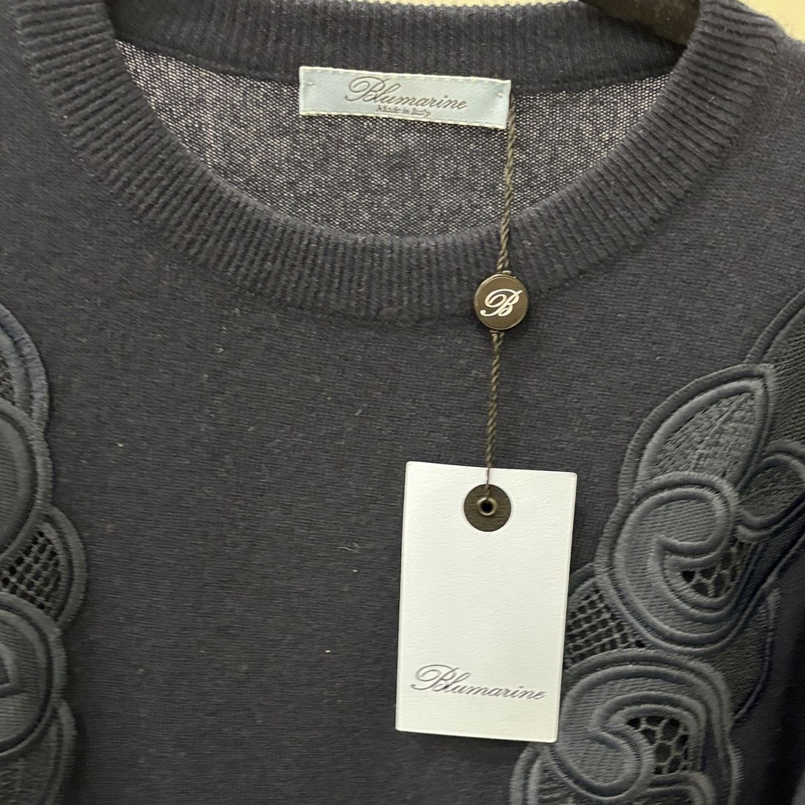 Blumarine NWT Blumarine Dark Blue Embroidered Top Size M Size M / US 6-8 / IT 42-44 - 2 Thumbnail
