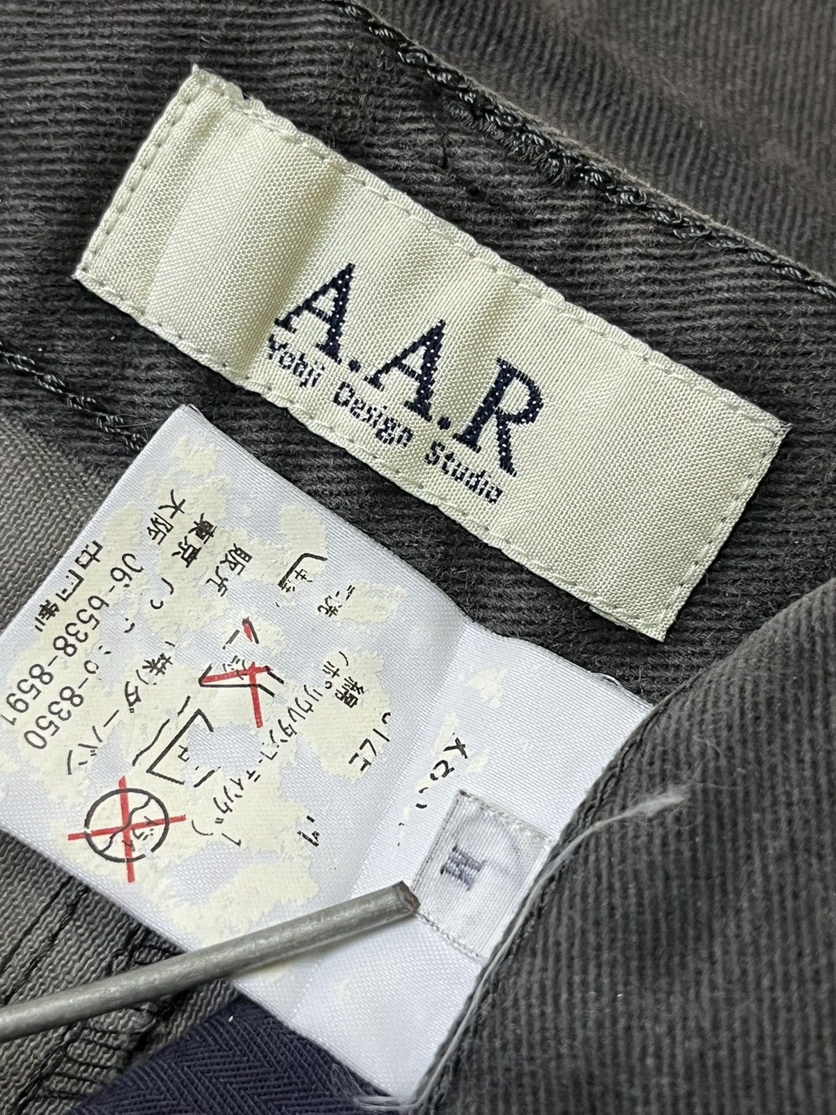 Yohji Yamamoto VINTAGE A.A.R YOHJI YAMAMOTO DESIGN STUDIO JEANS Size US 30 / EU 46 - 17 Thumbnail