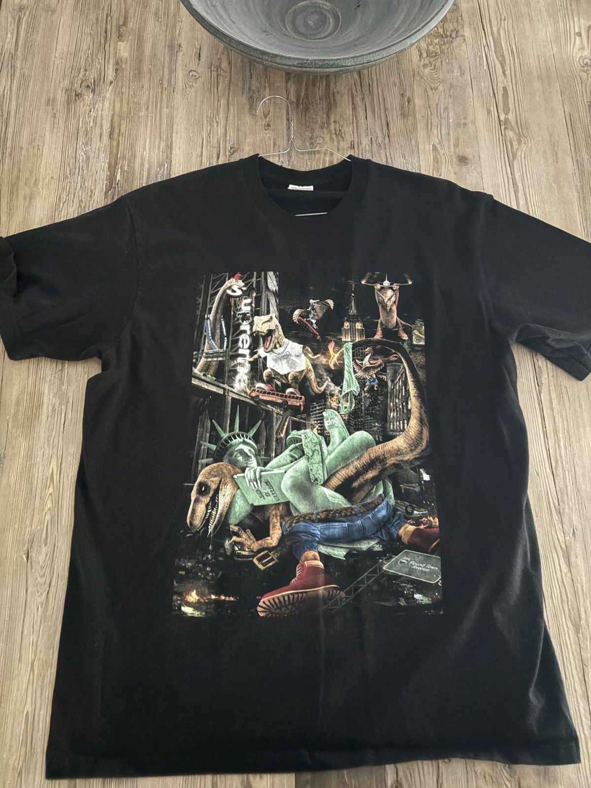 Supreme Supreme T Rex Tee Size US L / EU 52-54 / 3 - 1 Thumbnail