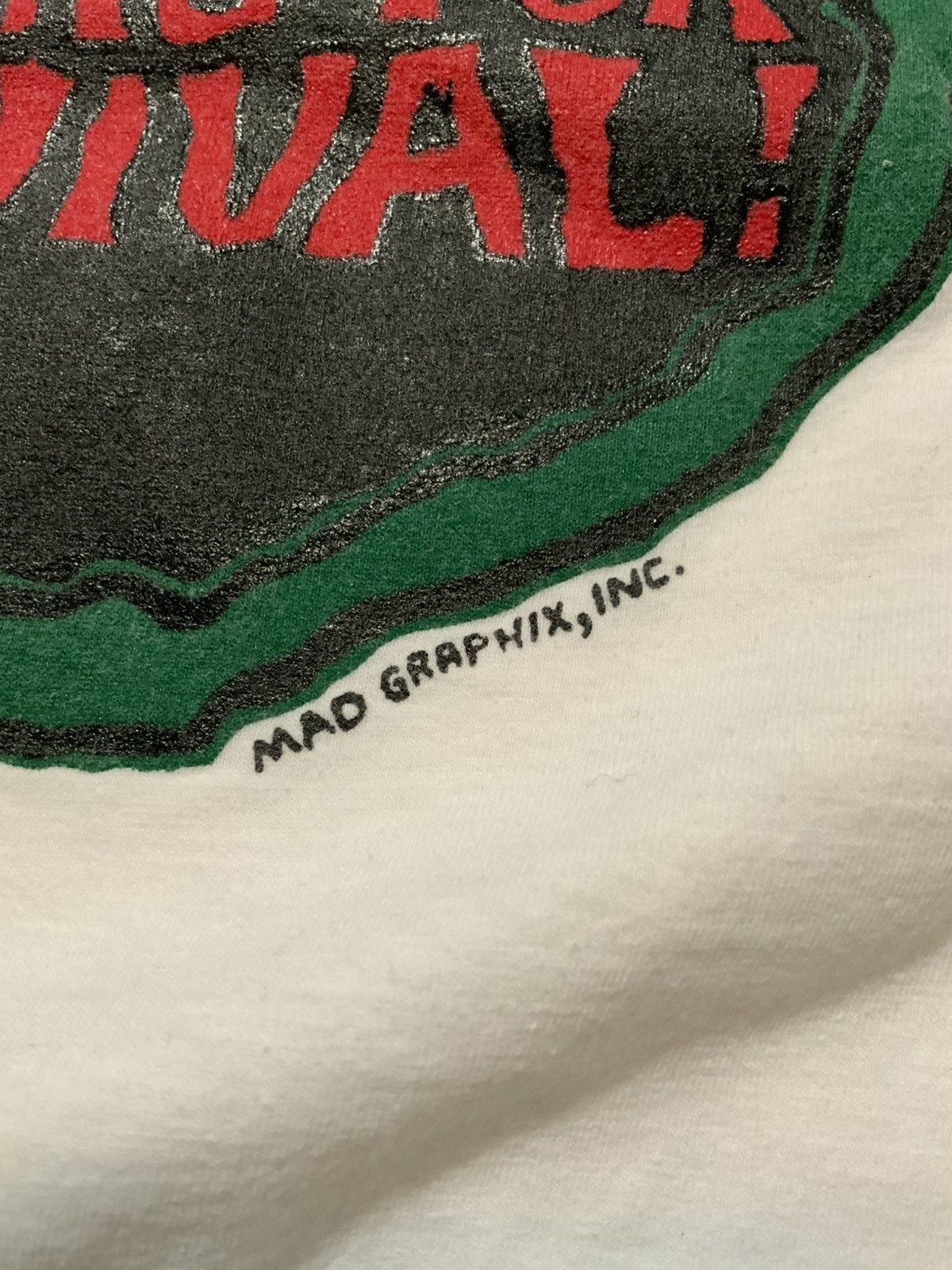 Vintage VTG Mad Graphix Endangered Species Single Stitch T-Shirt Size US XL / EU 56 / 4 - 8 Thumbnail