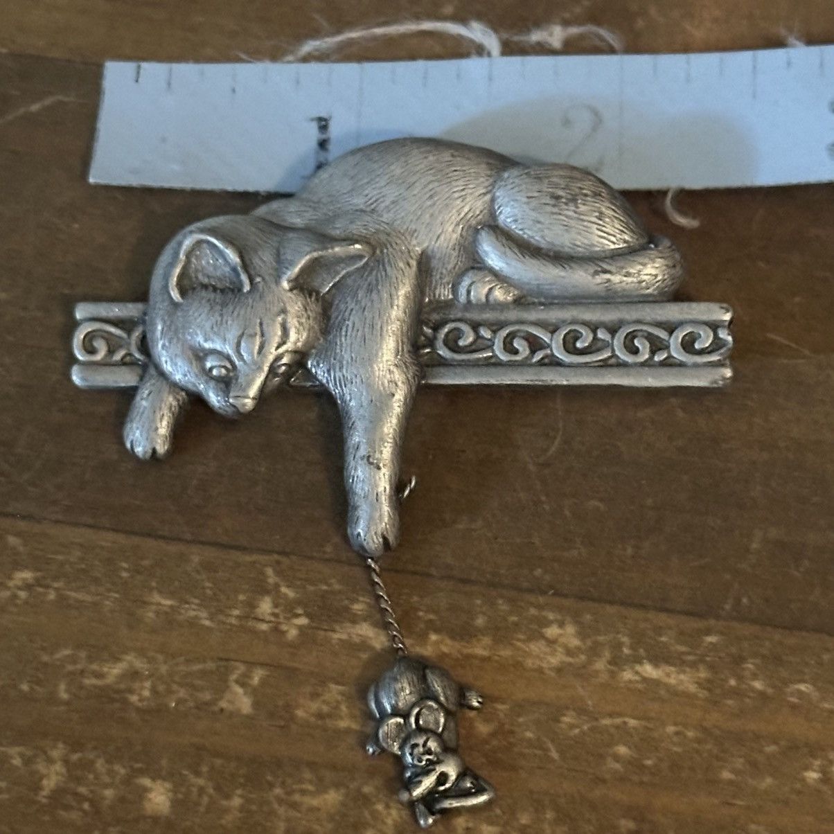 Vintage Vintage Jonette Jewelry pewter cat and mouse brooch Size ONE SIZE - 2 Thumbnail