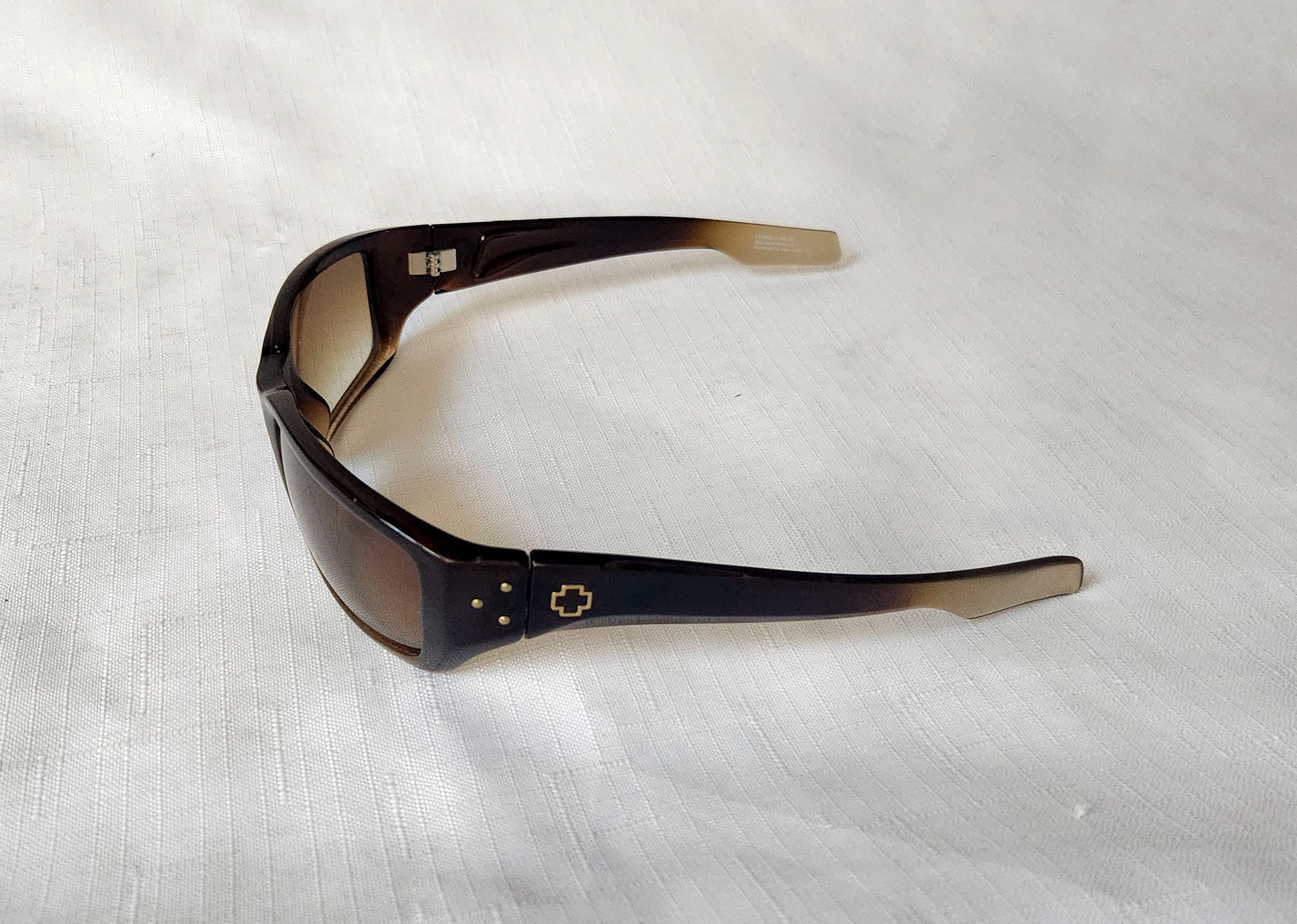 SPY Optic × Vintage RAY BAN RB 4181 601 3N THICK SHINY BLACK SUNGLASSES Size ONE SIZE - 4 Thumbnail