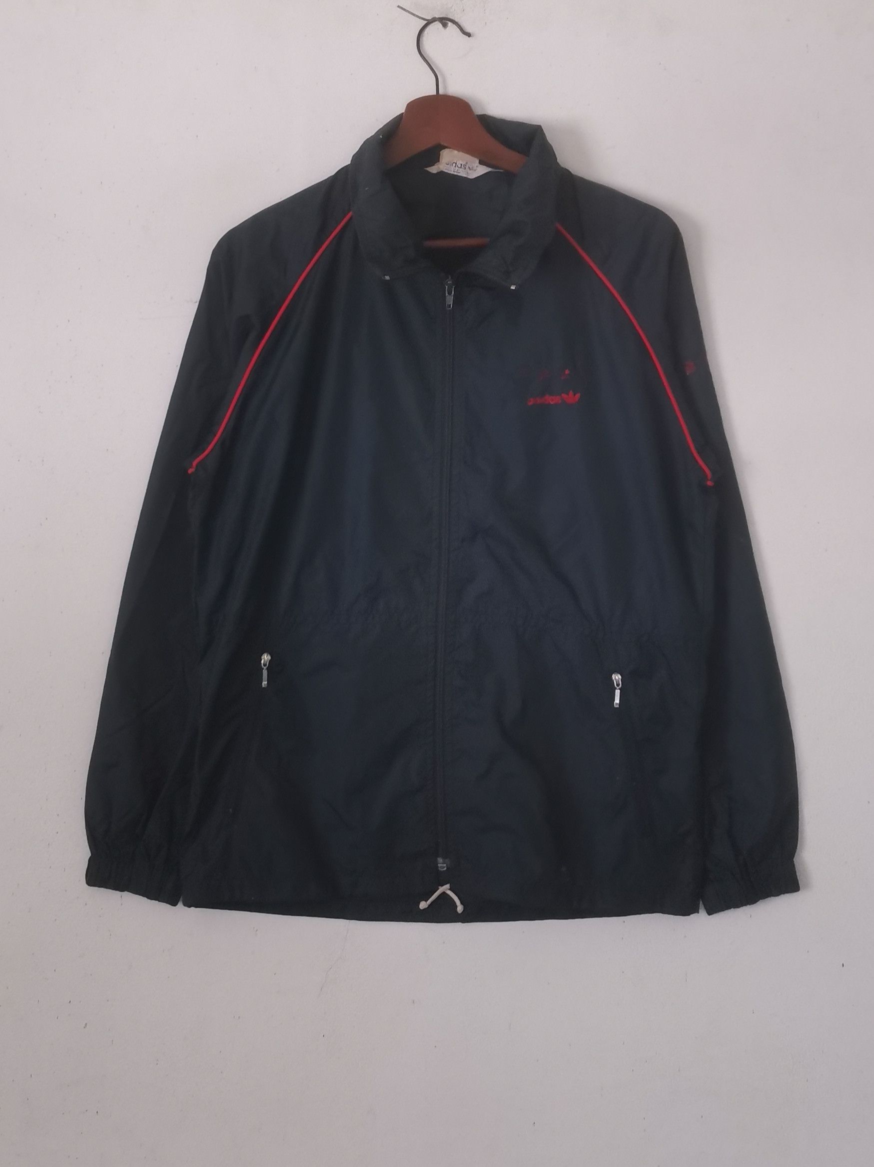 Adidas × Vintage Rare vintage Adidas sweater windbreaker navy blue colour Size US M / EU 48-50 / 2 - 1 Thumbnail