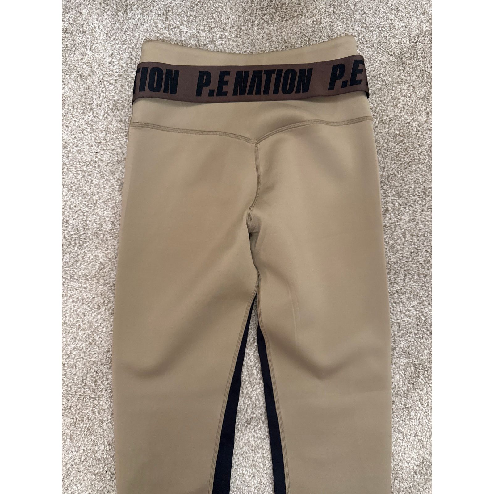 Peloton Peloton P.E. Nation Matte Finish Coastline Legging in Kelp,S Size 27" / US 4 / IT 40 - 8 Thumbnail