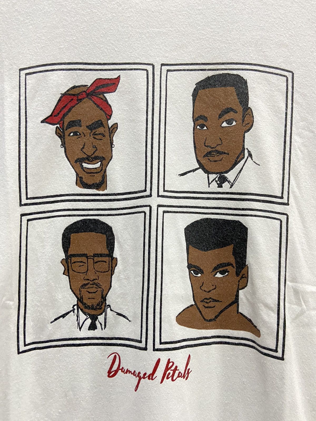 Rap Tees TUPAC SHAKUR DAMAGED PETALS RAPPER TEE SHIRT Size US XL / EU 56 / 4 - 2 Thumbnail