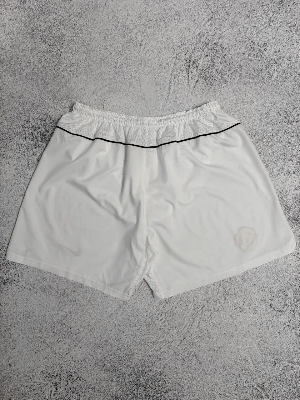 Nike Manchester United 2000s Nike Football Vintage Shorts Size US 36 / EU 52 - 6 Thumbnail