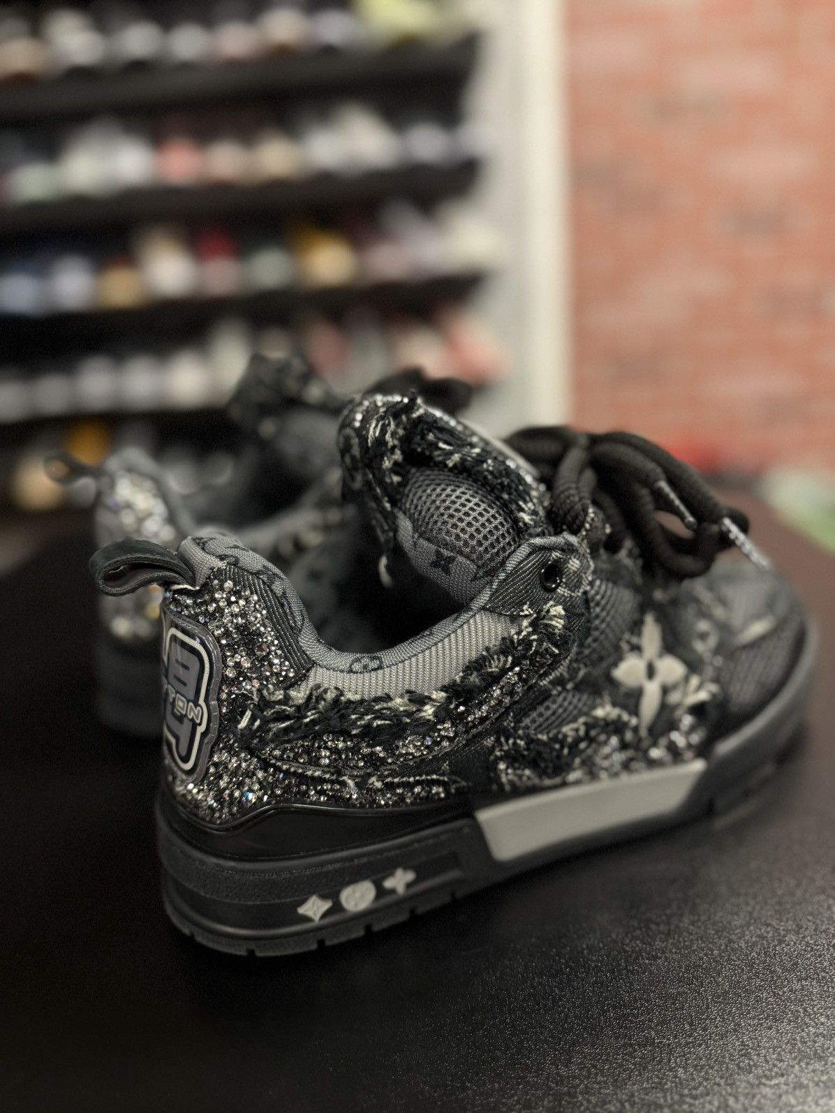 Louis Vuitton Louis Vuitton Swarovski Crystal Skates Black 8.5LV/9.5US Size US 9.5 / EU 42-43 - 8 Thumbnail