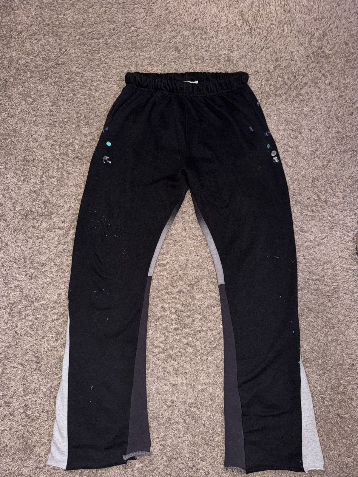 MNML mnml flared sweatpants Size US 32 / EU 48 - 1 Thumbnail