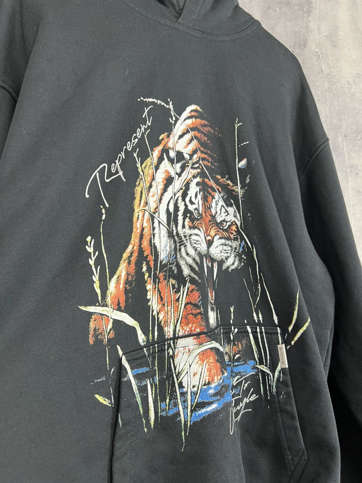 Represent Clo. Represent Welcome To The Jungle Tiger Oversized Hoodie Sz M Size US M / EU 48-50 / 2 - 8 Thumbnail