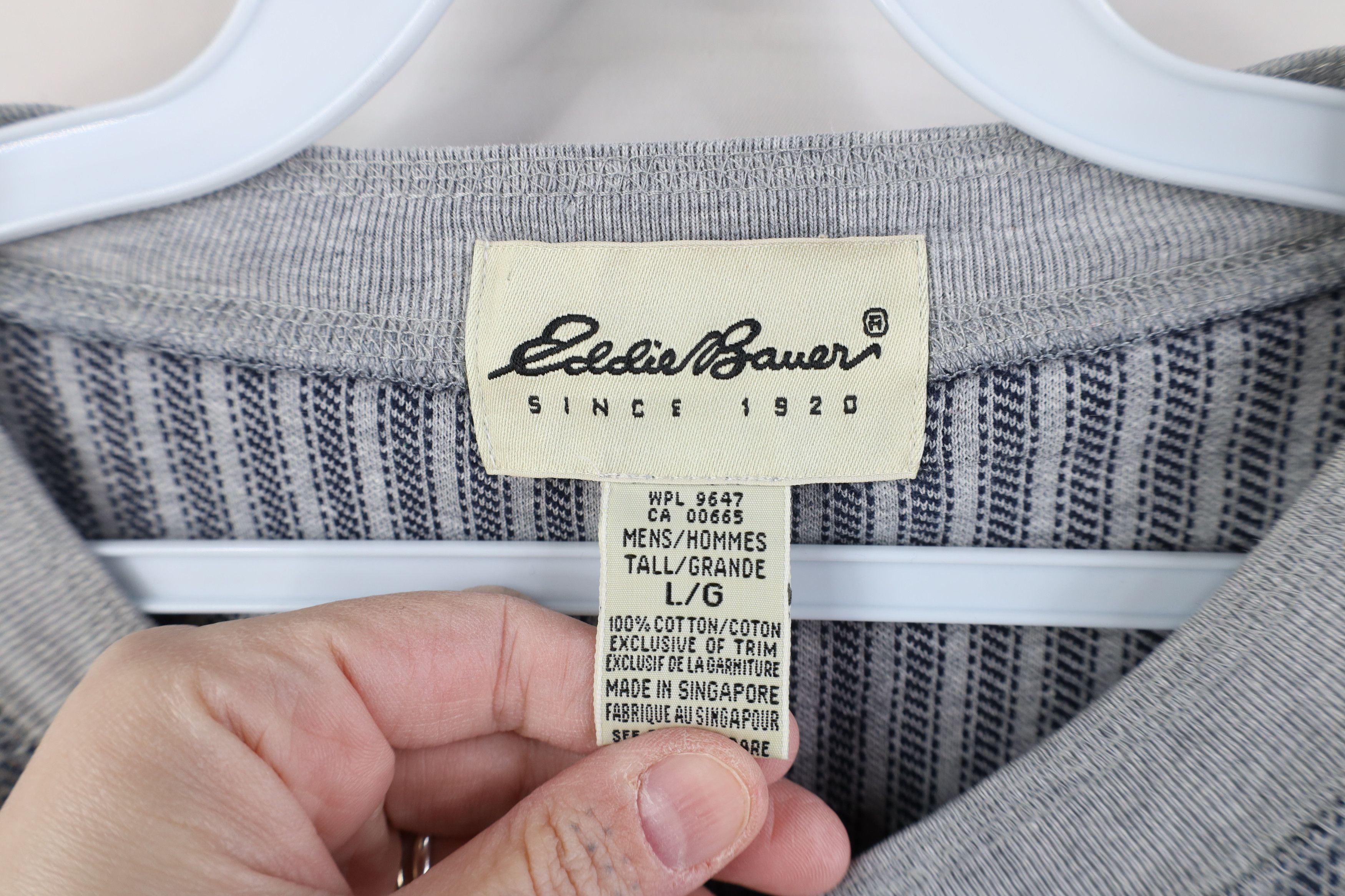 Eddie Bauer Vintage 90s Eddie Bauer Long Sleeve Henley T-Shirt Gray Size US L / EU 52-54 / 3 - 8 Thumbnail