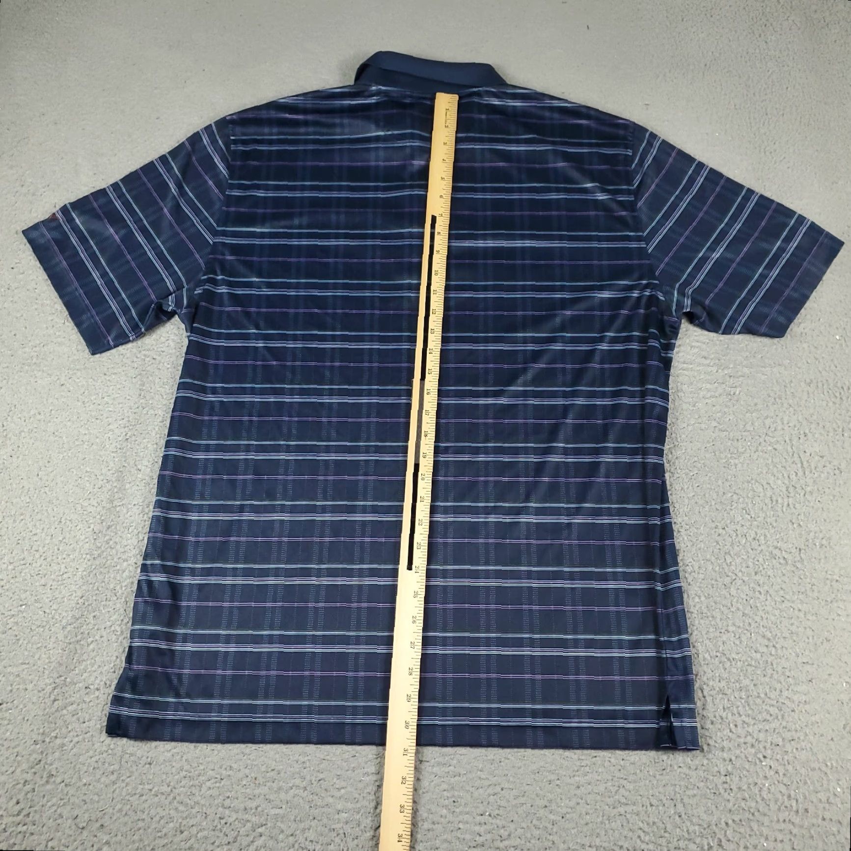 Vintage Greg Norman Polo Shirt Mens XL Blue Plaid Shark Golf Casual Short Sleeve Shirt Shoes? Size US XL / EU 56 / 4 - 3 Thumbnail