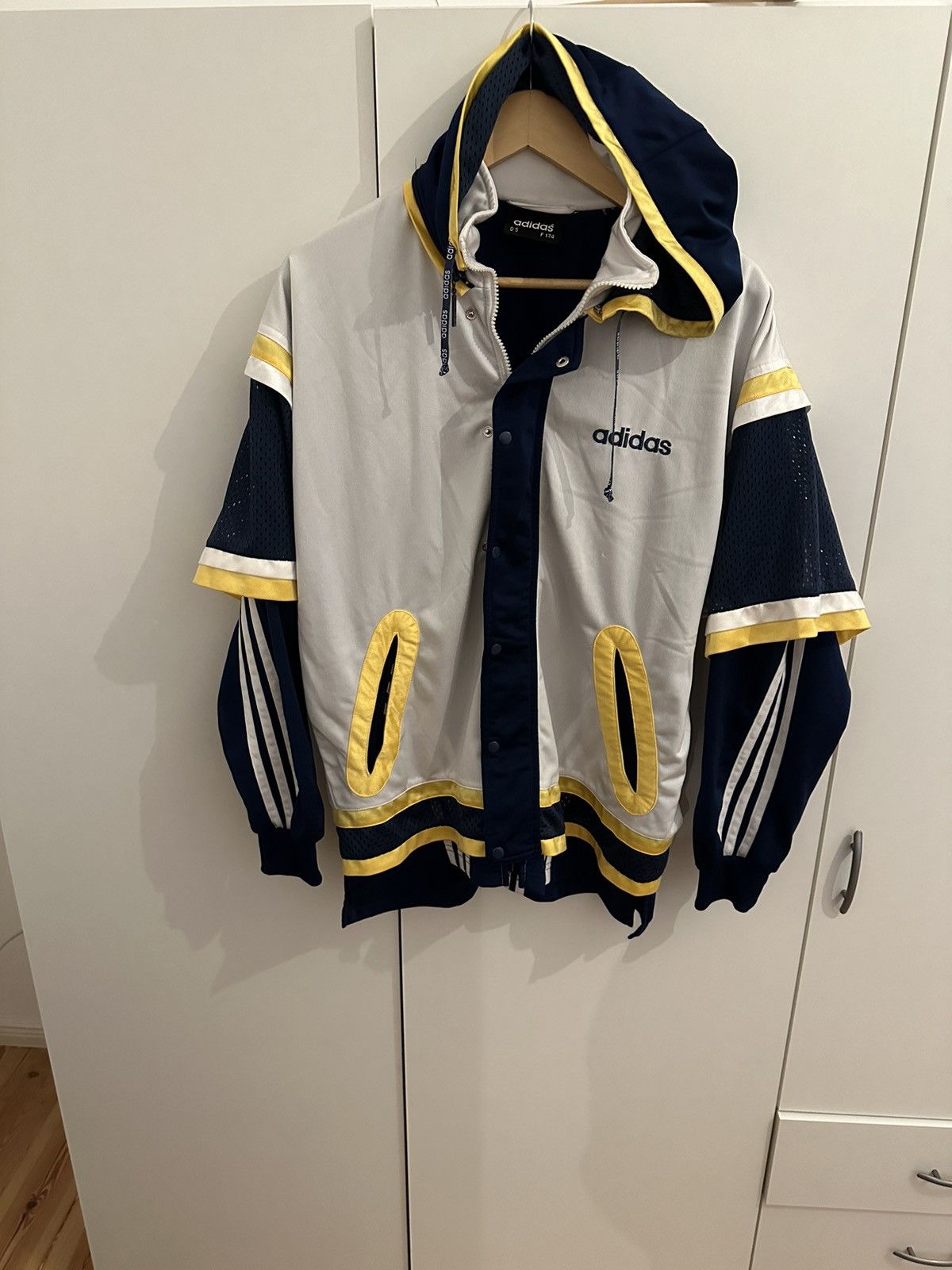 Adidas Adidas Jacket Size L Vintage vintage Retro Jacke Size US L / EU 52-54 / 3 - 1 Thumbnail