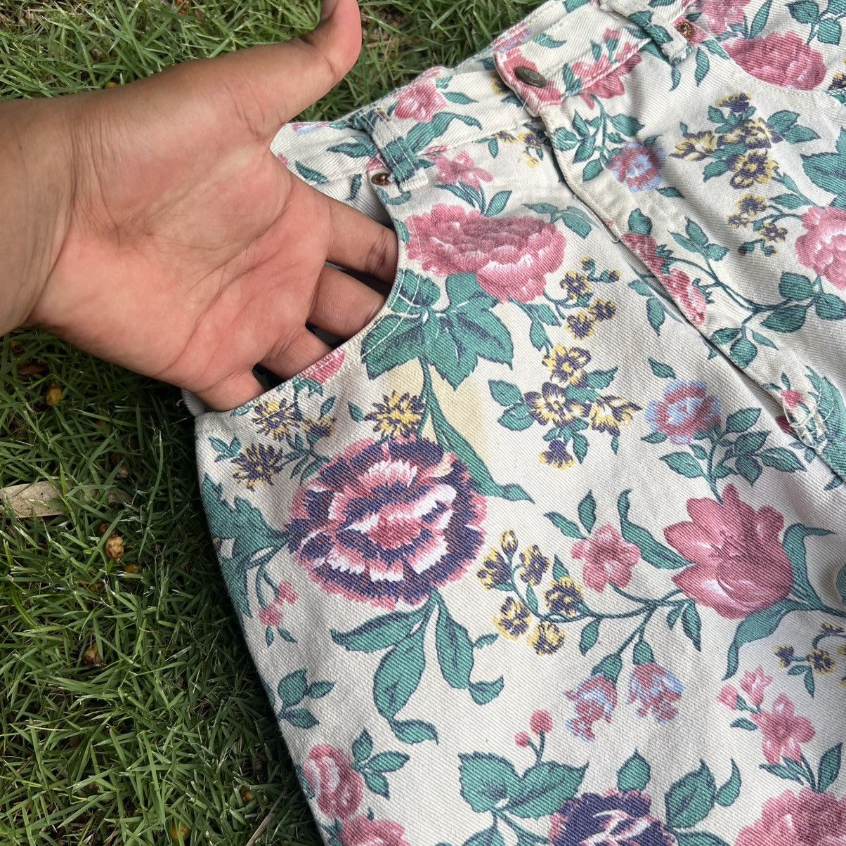 Japanese Brand “VINTAGE” FULL PRINT FLORAL DENIM JEANS STATEMENT PIECE Size US 28 / EU 44 - 6 Thumbnail
