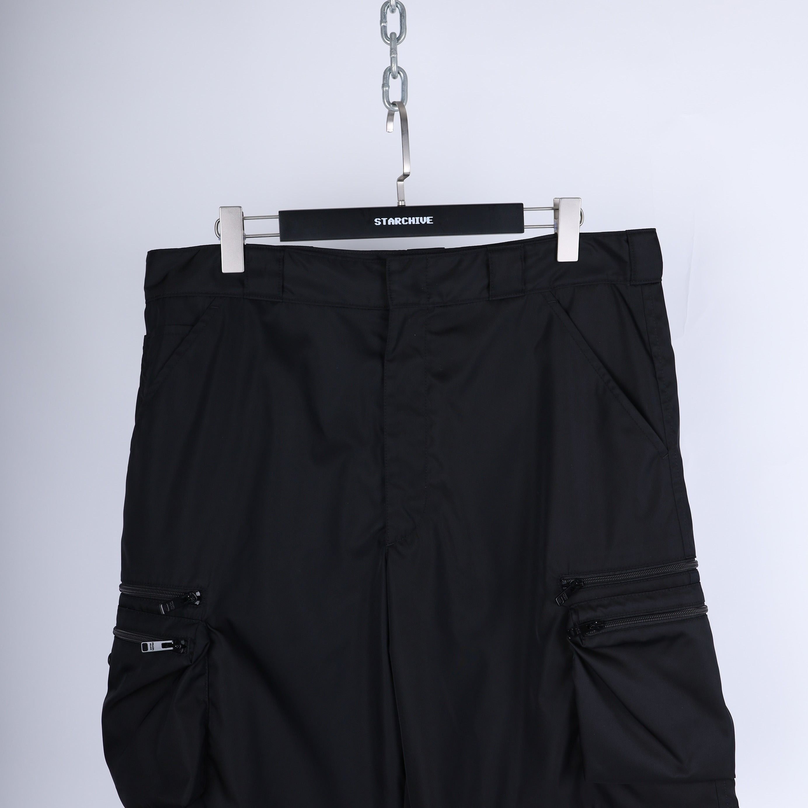 Prada PRADA NYLON CARGO SHORTS Size US 36 / EU 52 - 5 Thumbnail
