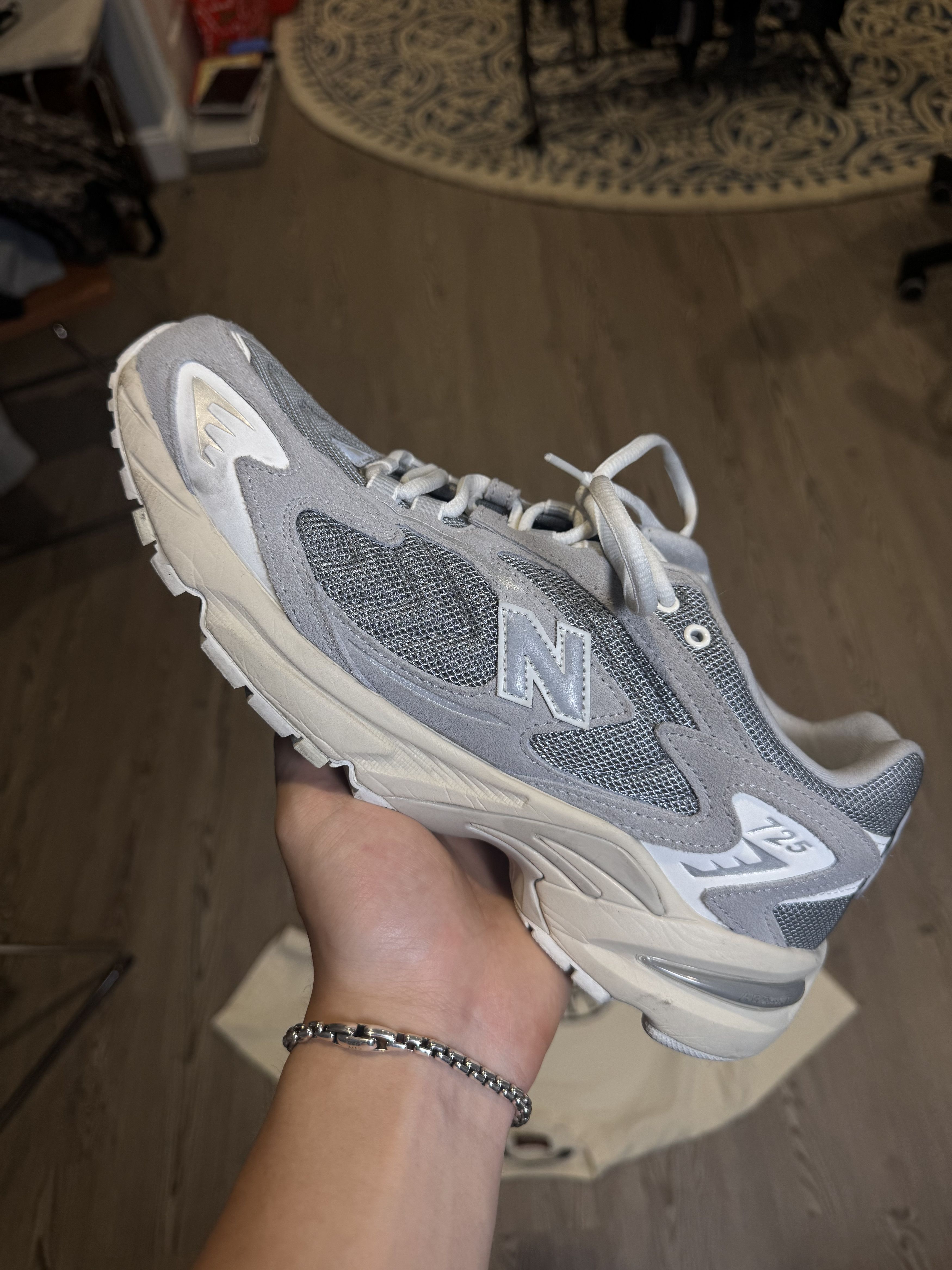 New Balance New Balance 725 Grey (M11) Size US 11 / EU 44 - 1 Thumbnail