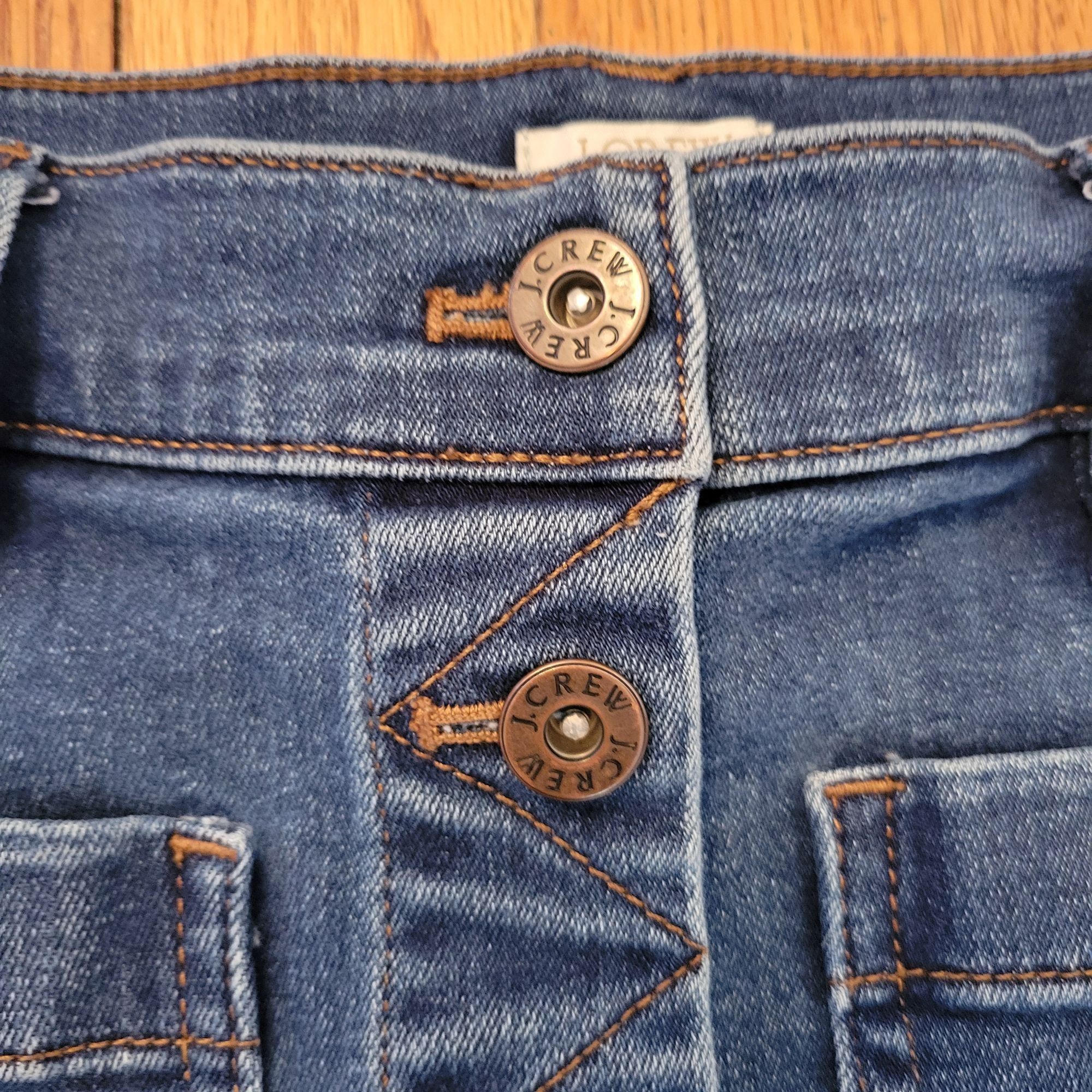 J.Crew J Crew Foxy Wash Denim Skirt Blue Button Front 4 Yellowstone Size 27" / US 4 / IT 40 - 2 Thumbnail