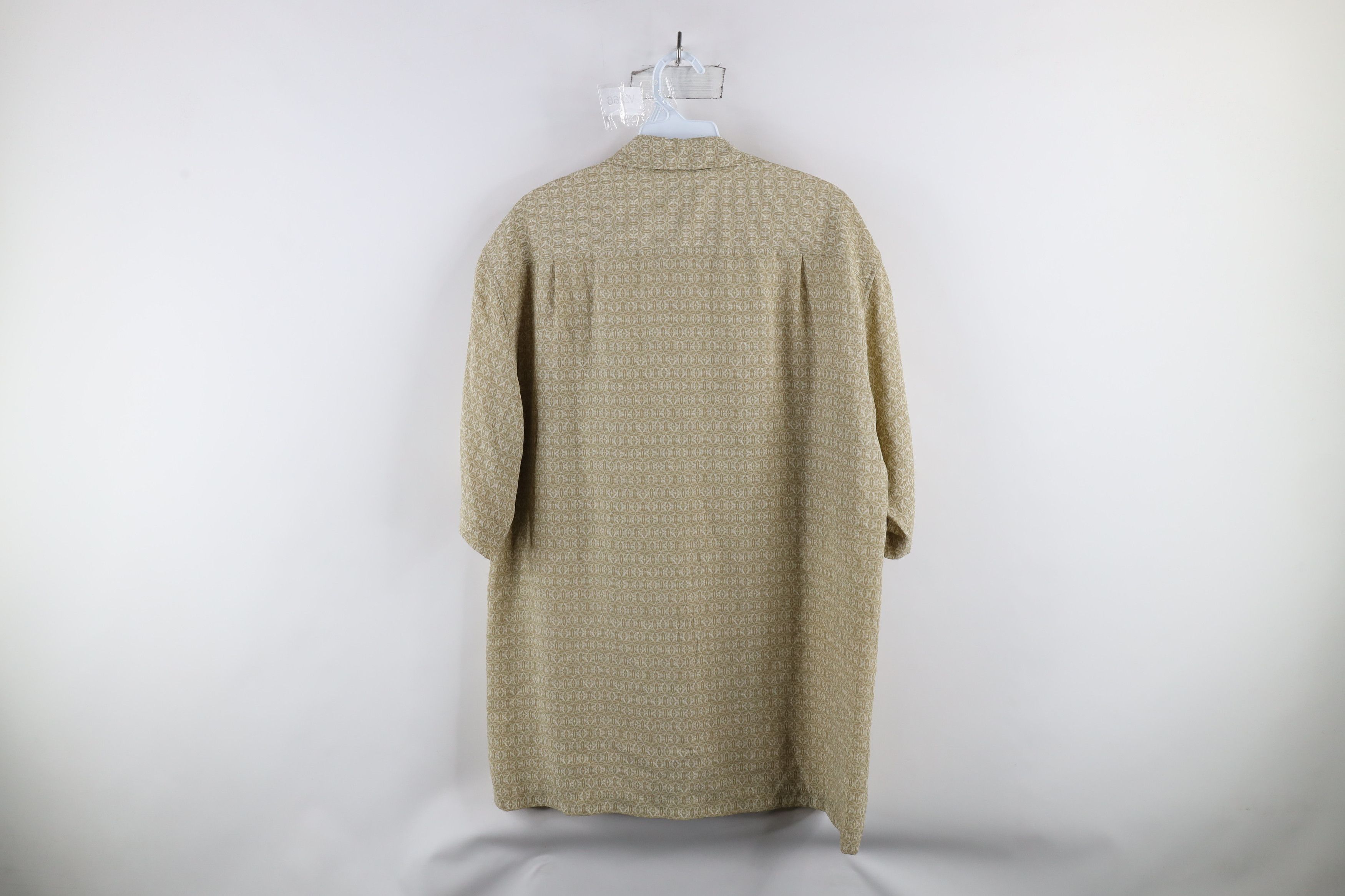 Vintage Vintage 90s Streetwear Short Sleeve Collared Button Shirt Size US M / EU 48-50 / 2 - 6 Thumbnail