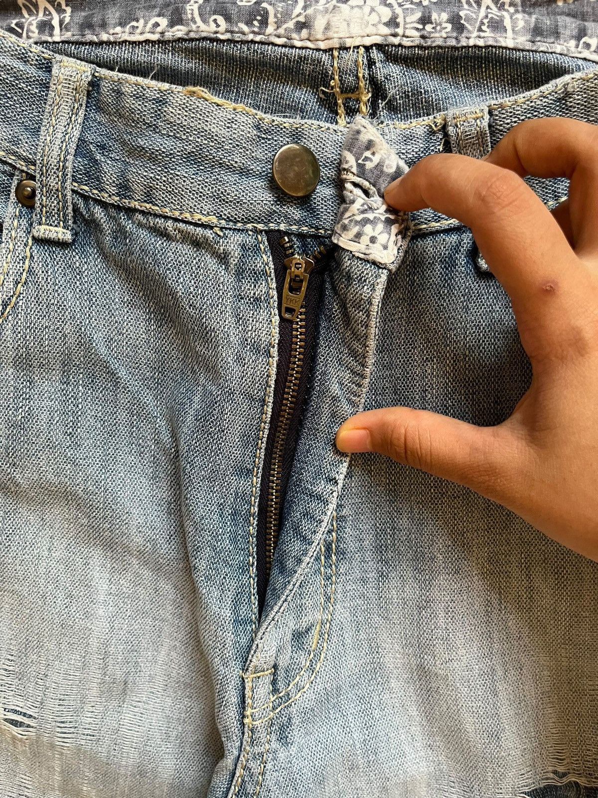 Japanese Brand Vintage Japanese Brand Baggy Carpenter Jean Shorts Size US 31 - 3 Thumbnail