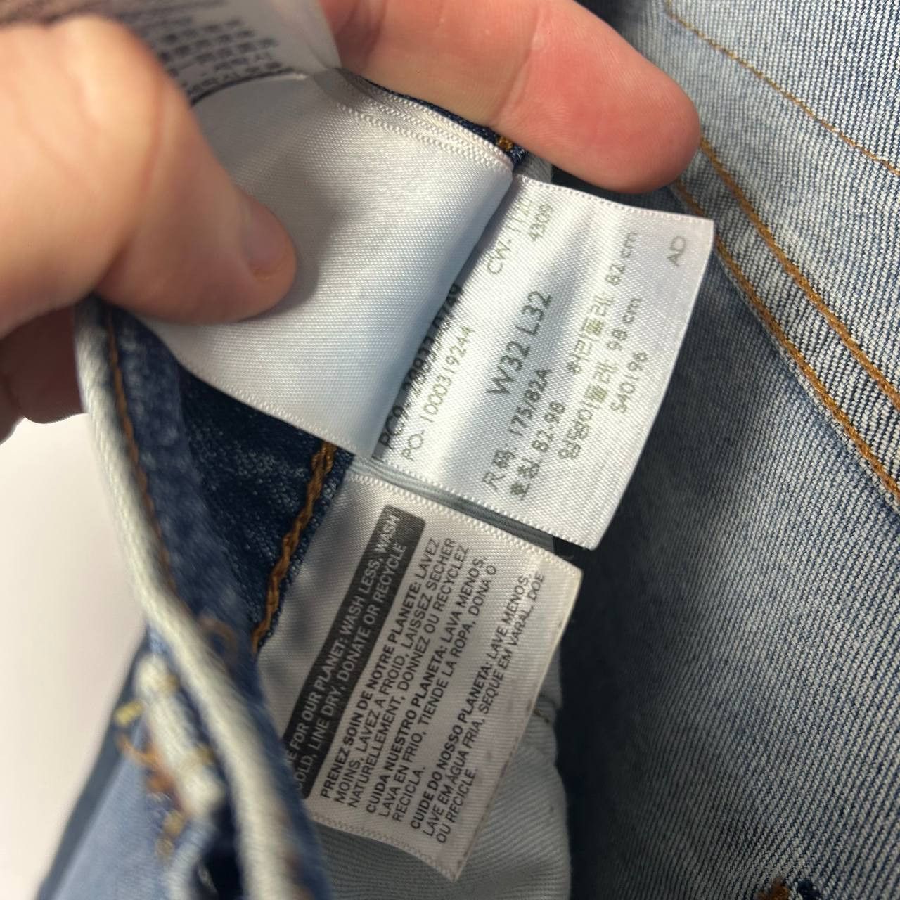 Levi's Vintage Clothing Vintage Levis 512 Blue Denim USA streetwear jeans Size US 32 / EU 48 - 14 Thumbnail