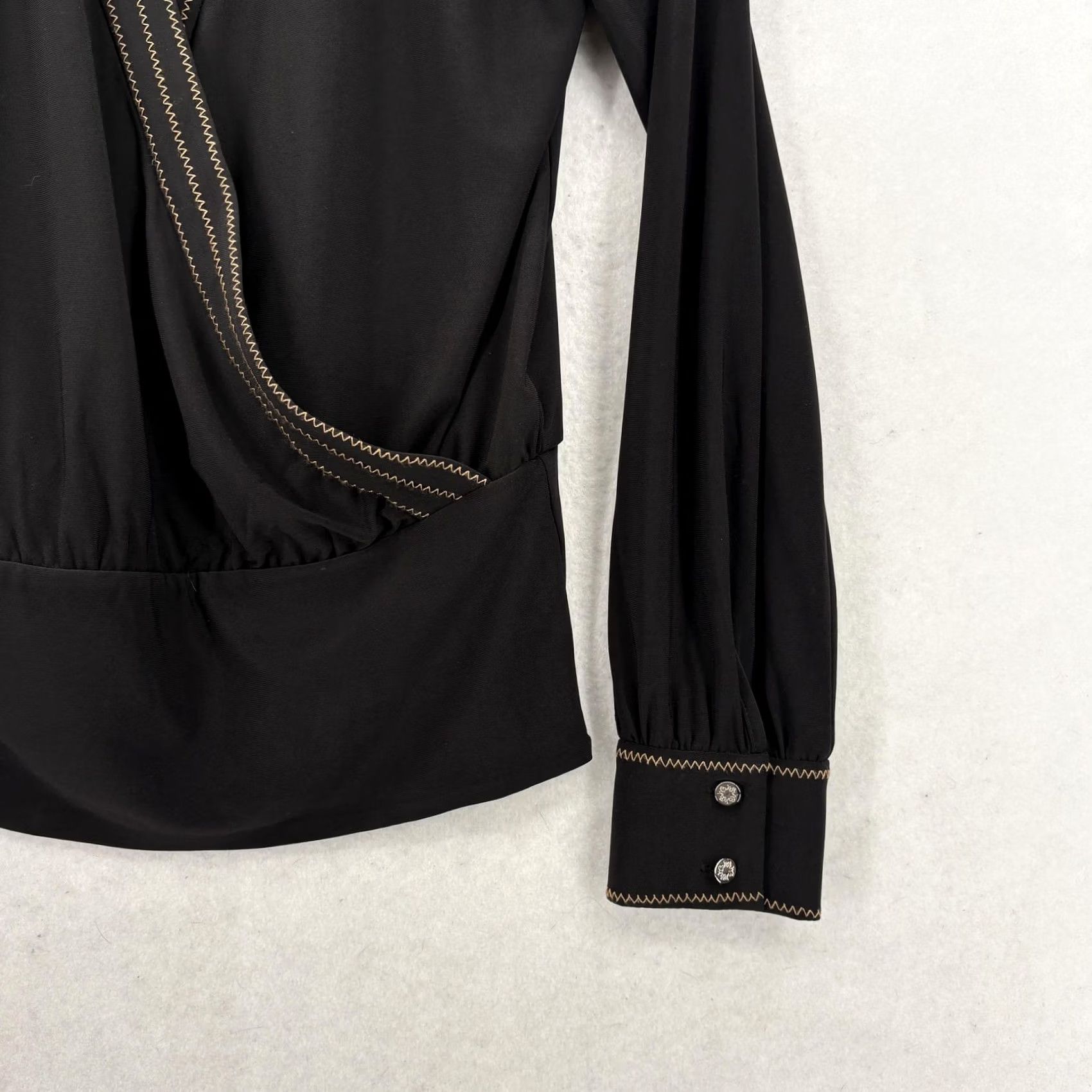 White House Black Market White House Black Market Blouse XS Womens V-Neck Button Surplice Solid Black NWT Clothing Reserved Womens XS Blouse Size XS / US 0-2 / IT 36-38 - 3 Thumbnail