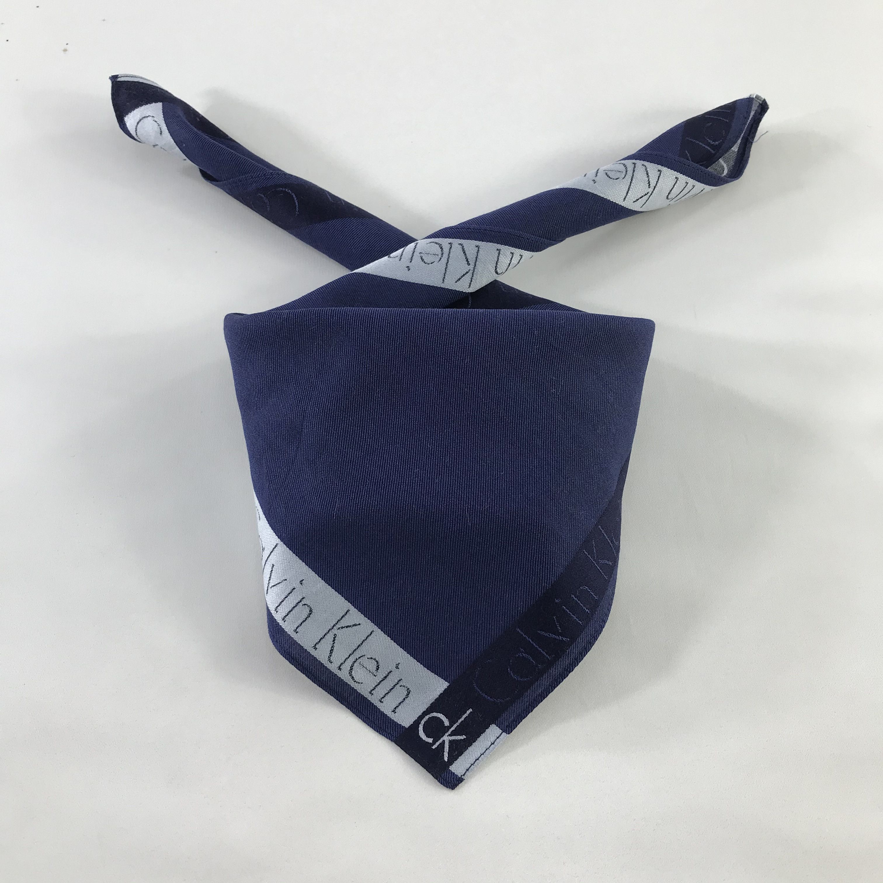 Calvin Klein × Vintage Calvin Klein Bandana / Handkerchief / Neckerchief - S410 Size ONE SIZE - 3 Thumbnail