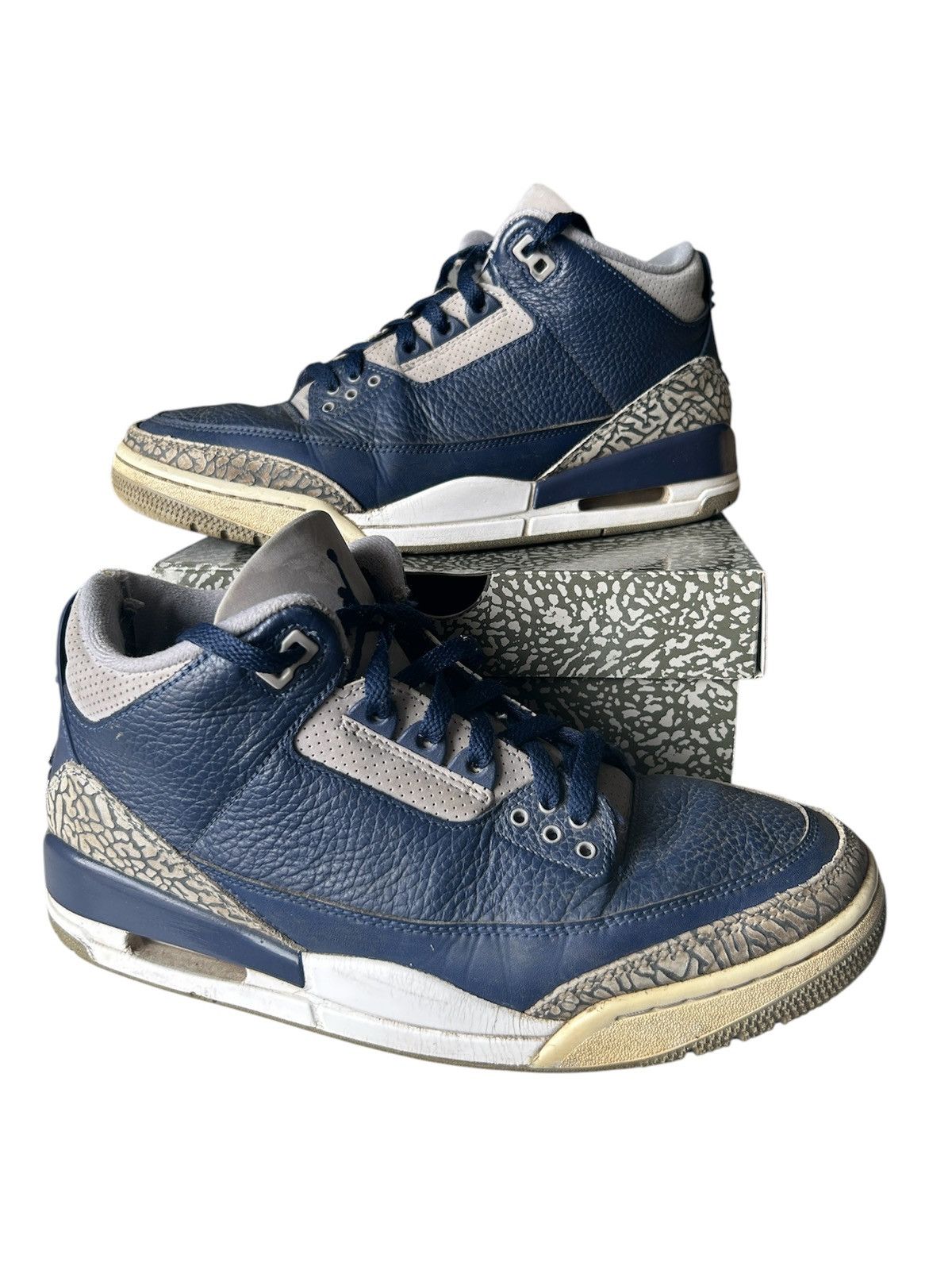 Jordan Brand Air Jordan 3 Georgetown Size US 10.5 / EU 43-44 - 1 Thumbnail