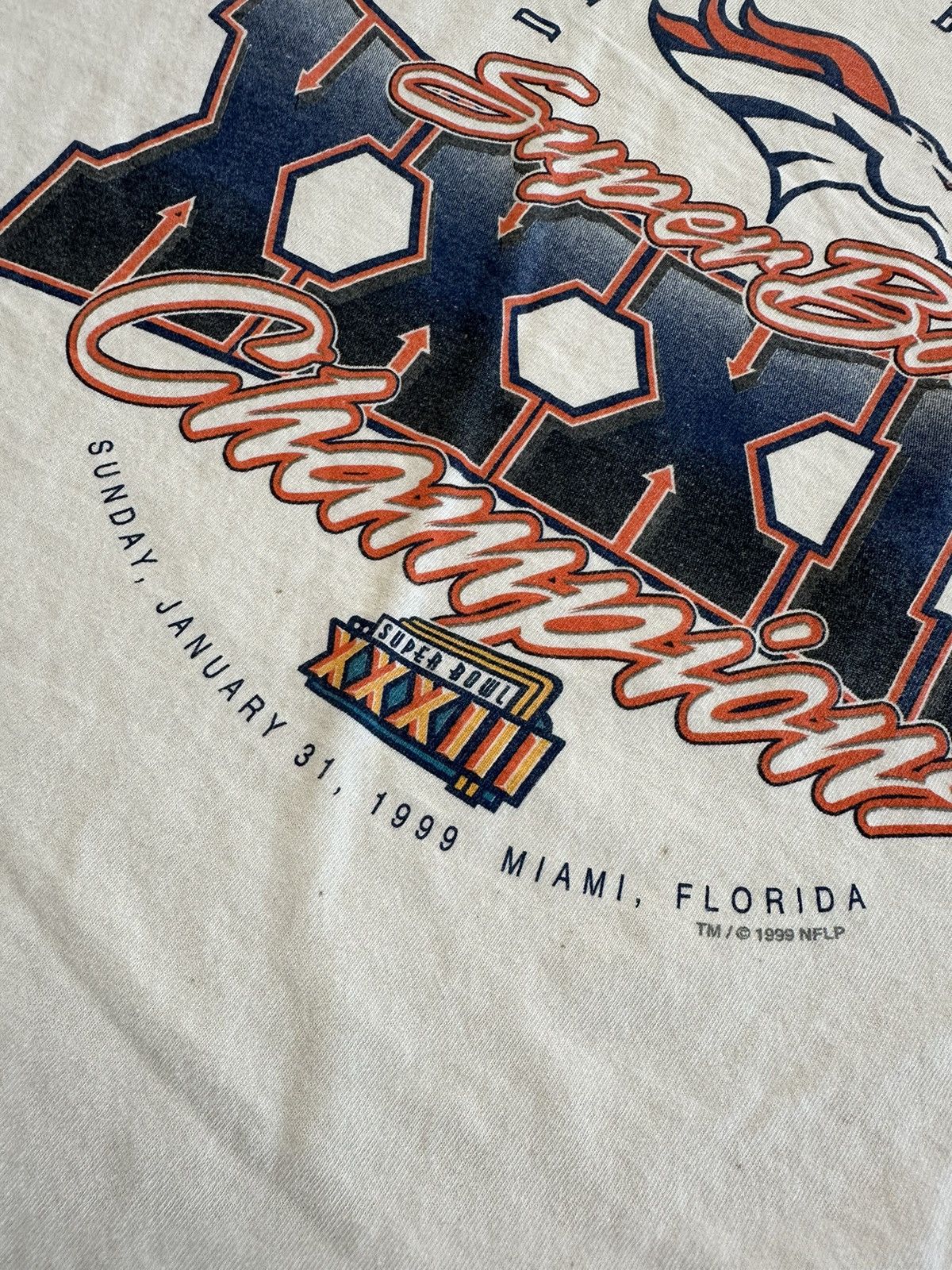 NFL 1999 Denver Broncos Super Bowl XXXIII Champions Tee Size US XXL / EU 58 / 5 - 5 Thumbnail