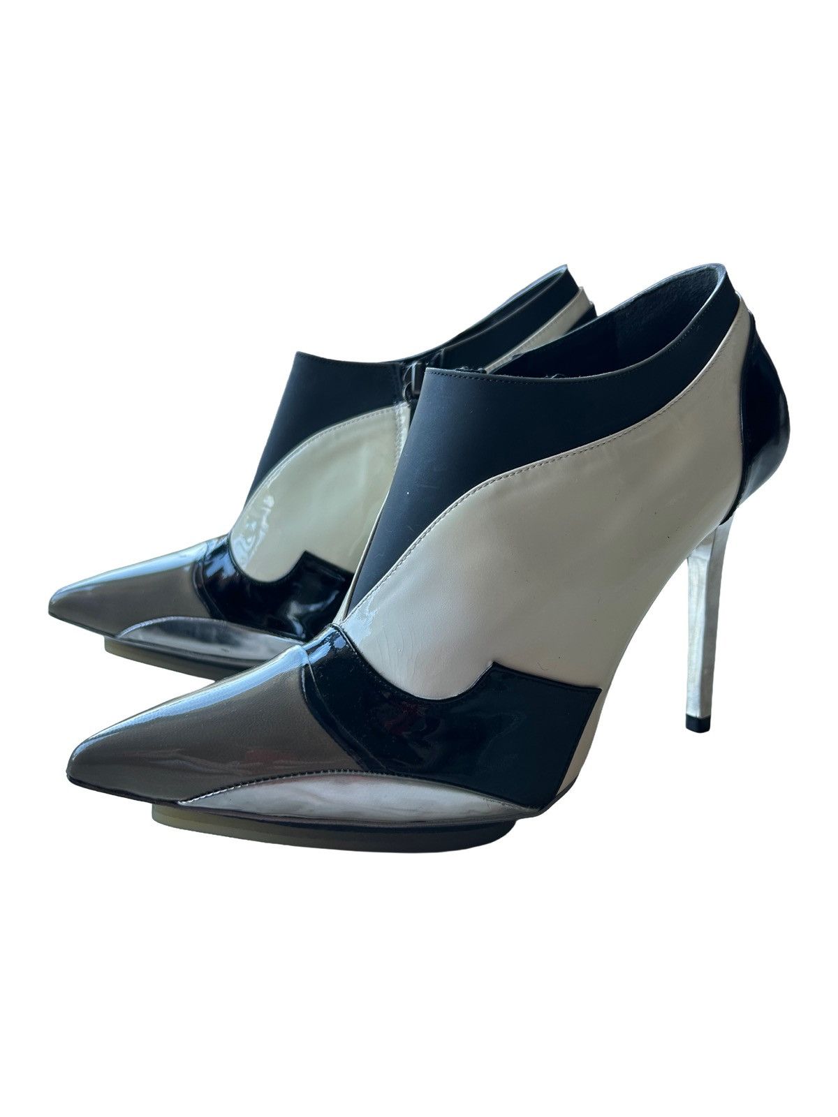Balenciaga Balenciaga 2008 Futuristic Pointed Ankle Boots Size US 6 / IT 36 - 1 Thumbnail