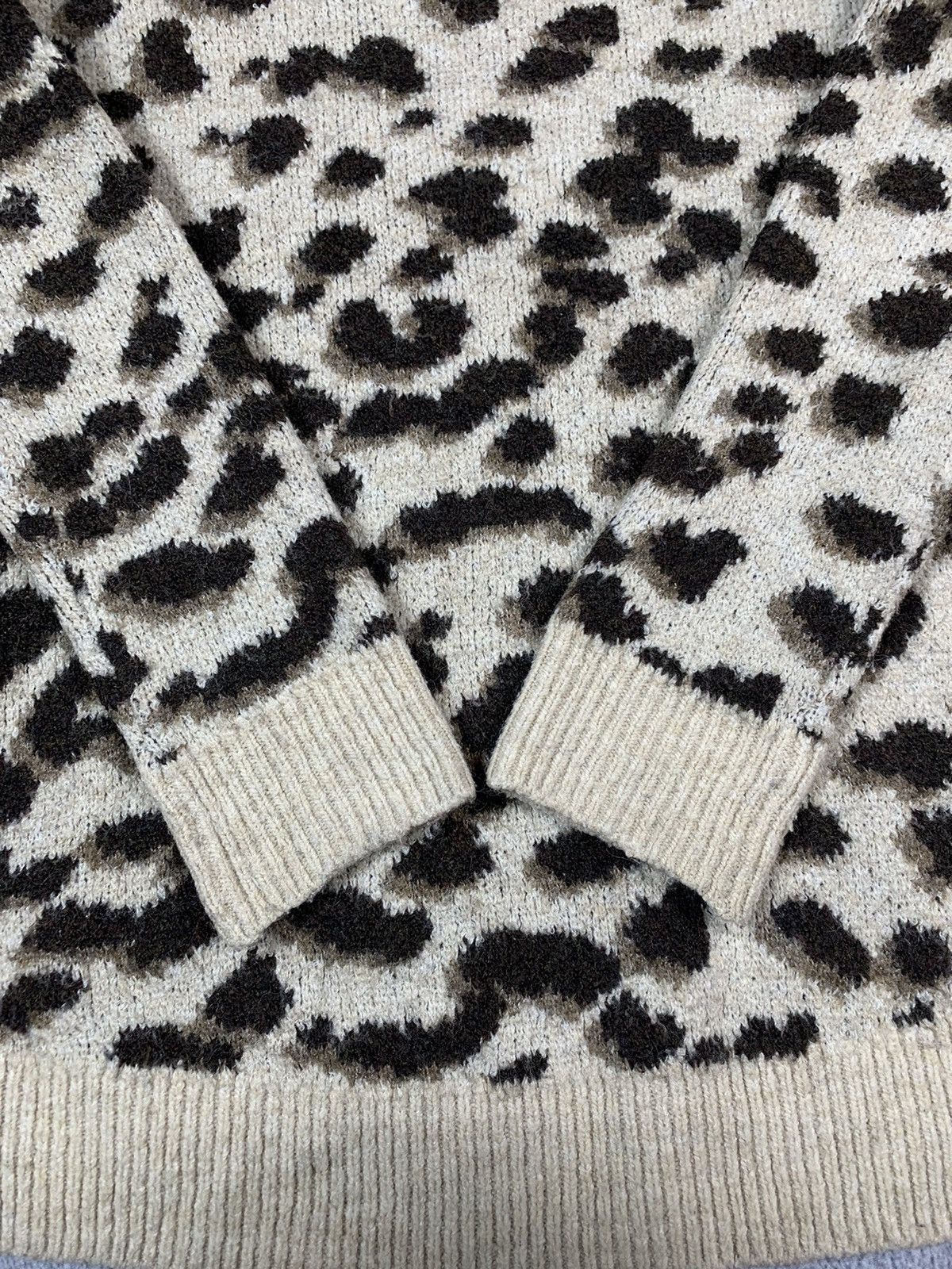 Japanese Brand Vintage Japanese coloured all over sweater streetwear size L Size L / US 10 / IT 46 - 4 Thumbnail