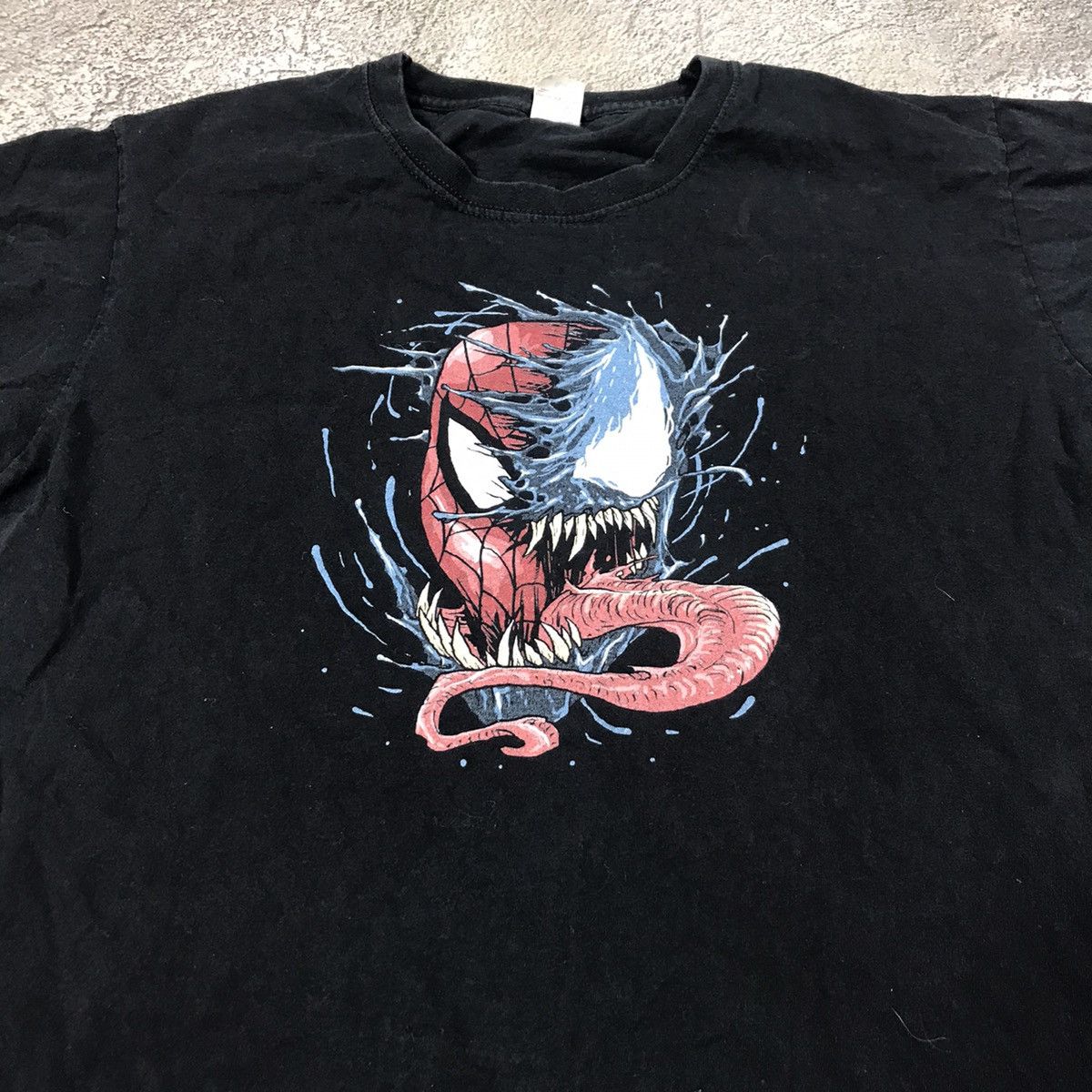 Vintage Vintage Y2K Venom Marvel Graphic Tee Streetwear Baggy Boxy M Size US M / EU 48-50 / 2 - 1 Thumbnail