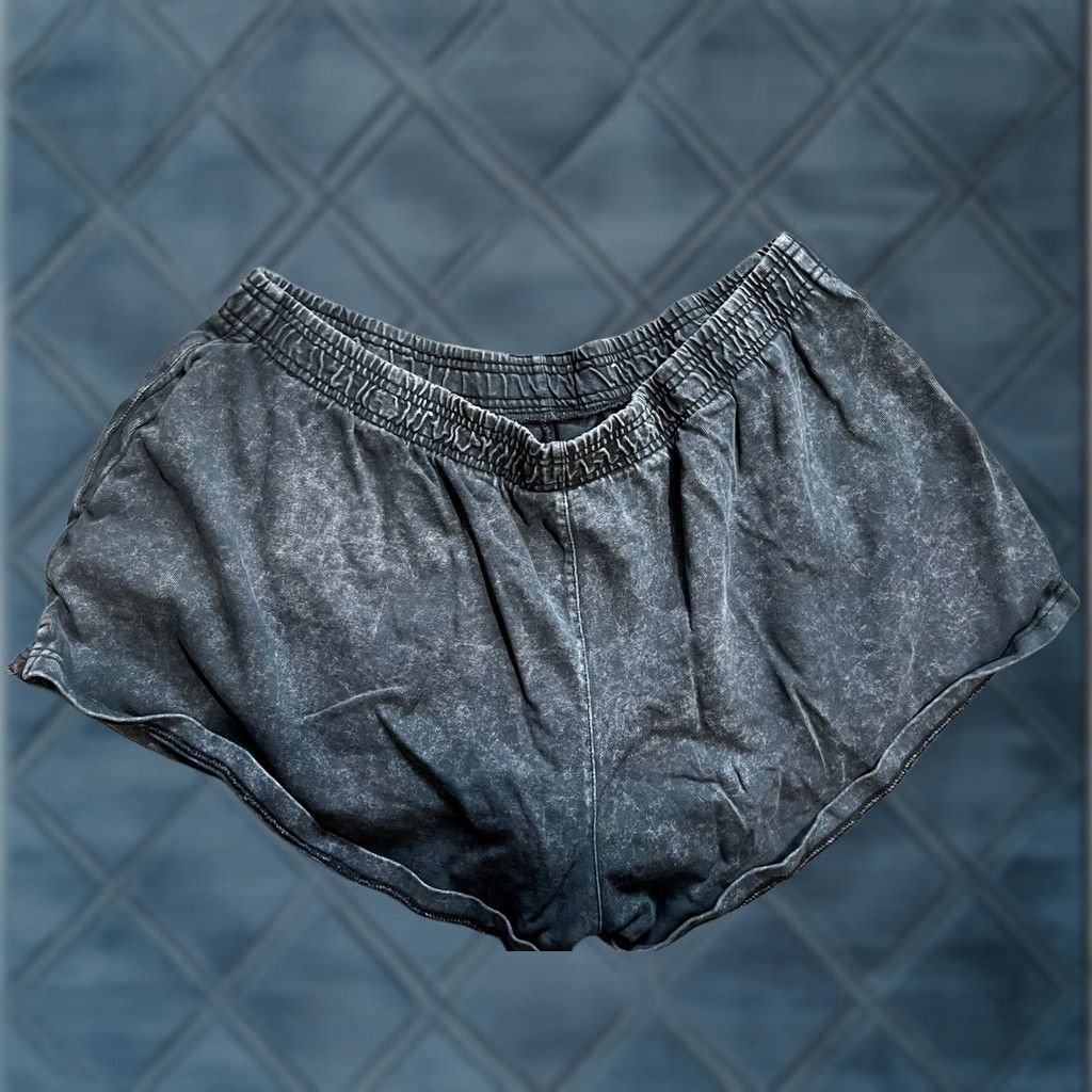 Nike Nike Washed Active Shorts Womens Plus Size 1X Black DH3033-675 Slit Pockets Elastic Waist Cotton Sport Short Size 40" / US 18 - 1 Thumbnail