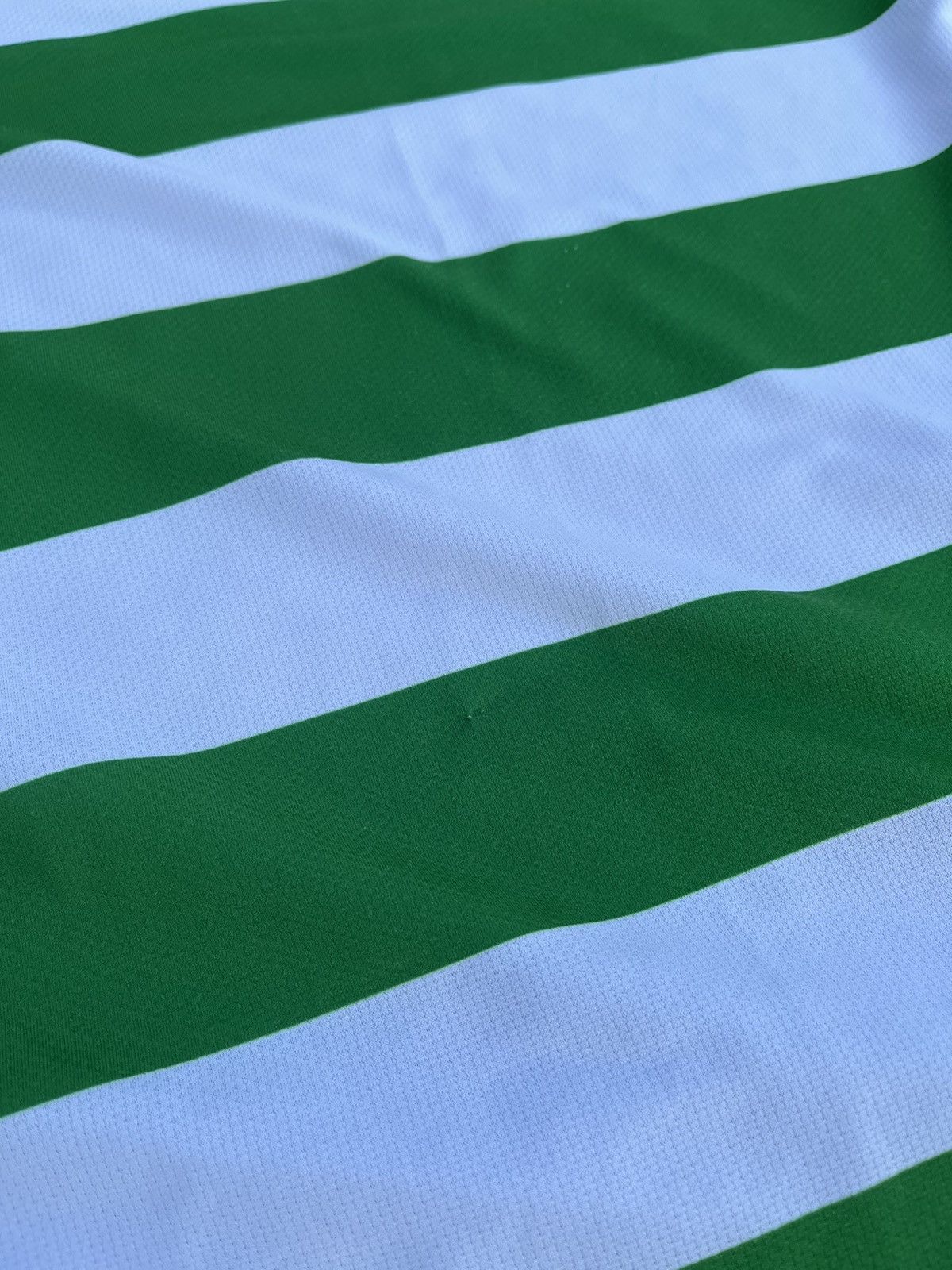 Nike 🍀NIKE VINTAGE CELTIC 2008-10 SOCCER FOOTBALL STRIPED JERSEY Size US L / EU 52-54 / 3 - 11 Thumbnail