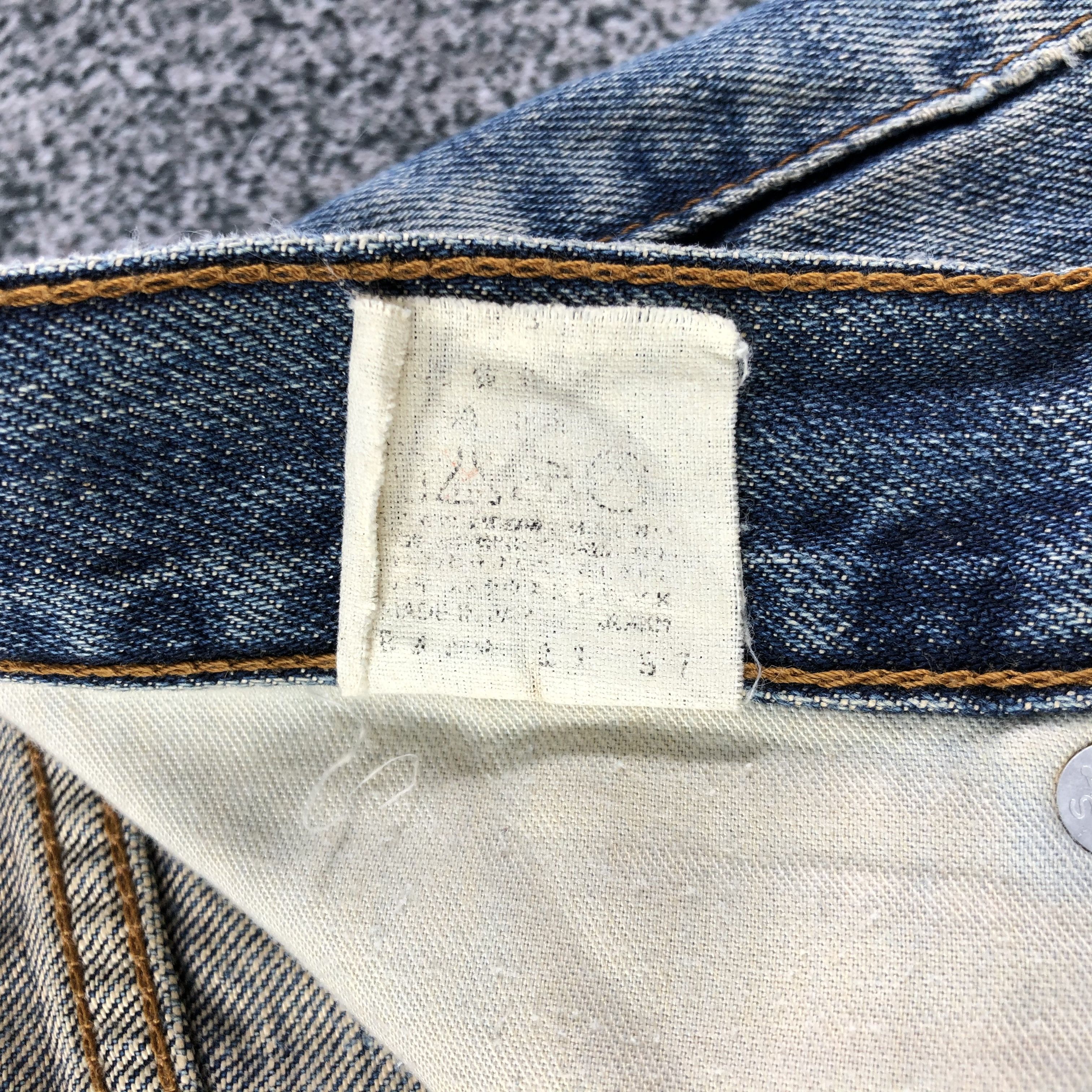 Levi's Vintage Levis 504 Jeans Rusty Distress Denim KJ1474 Size US 32 / EU 48 - 13 Thumbnail