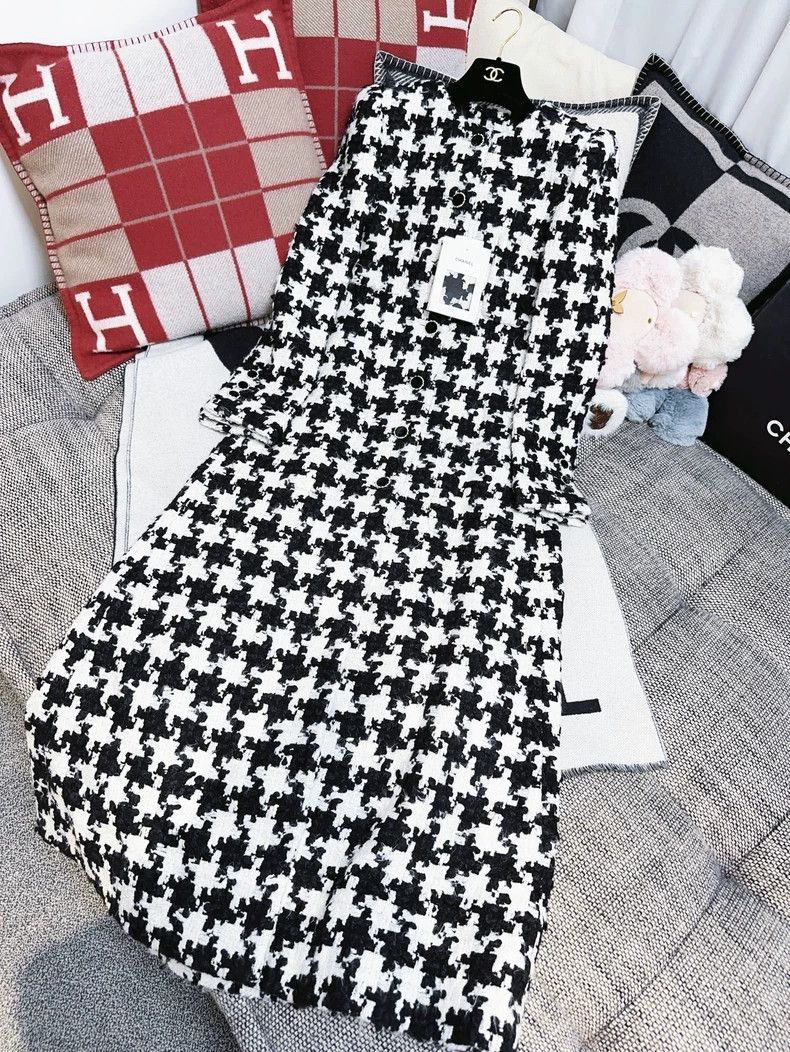 Chanel Chanel 21A Houndstooth Long Coat Size M / US 6-8 / IT 42-44 - 3 Thumbnail