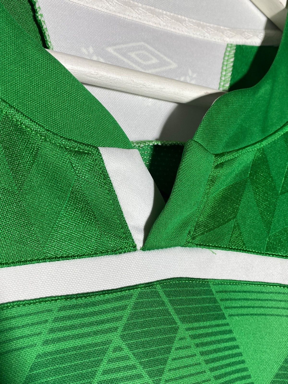 Umbro Umbro Chapecoense FC 2020 Home Football Shirt Size US L / EU 52-54 / 3 - 11 Thumbnail