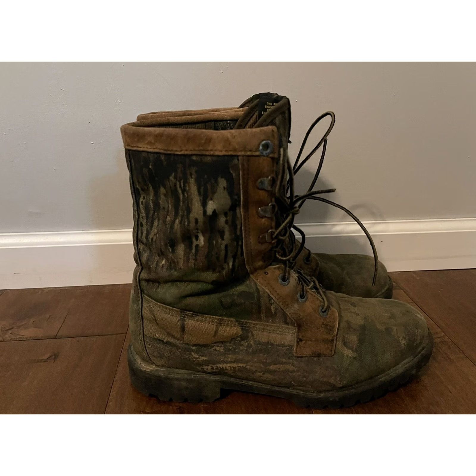 Realtree VINTAGE Wolverine Boots Outdoor Realtree Camo Made in USA Men's 11.5M 9" Size US 12 / EU 45 - 2 Thumbnail