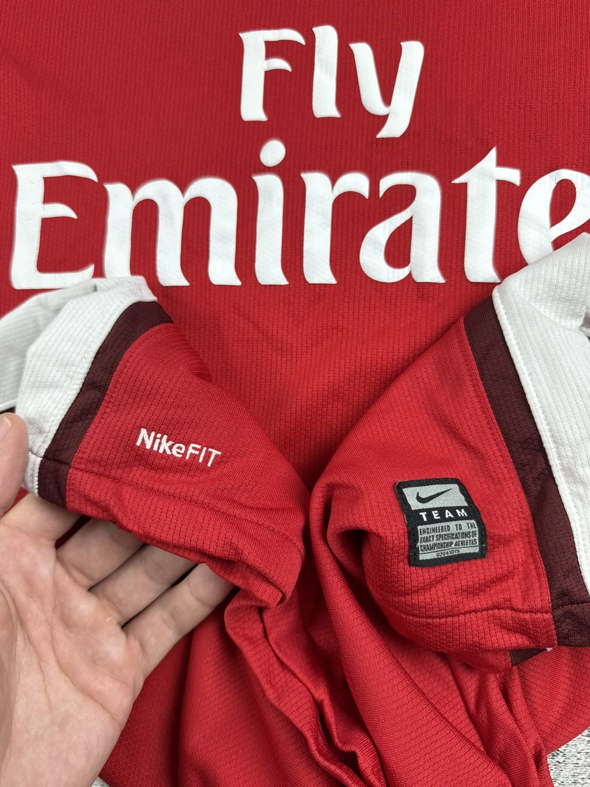 Nike Vintage Arsenal London Nike Red 2008/2010 Soccer Football XL T Shirt Jersey Kit Size US XL / EU 56 / 4 - 10 Thumbnail
