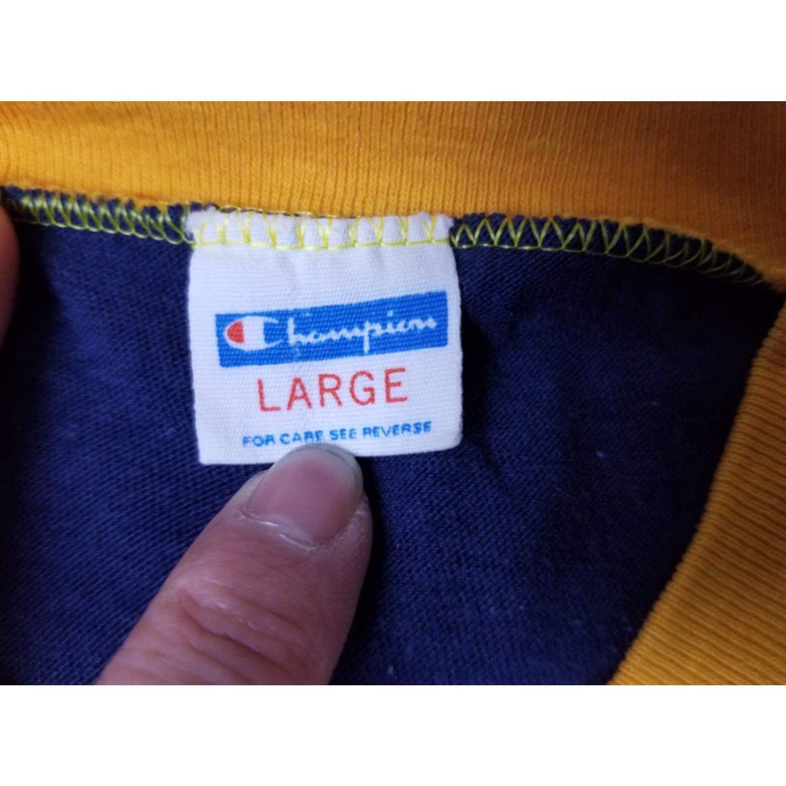 Champion VINTAGE Champion University Blue Bar T-Shirt L Mens West Virginia 70s 70's Bar Crest 18in 25in Cotton Short Sleeve Round Neck White/Blue? Size US L / EU 52-54 / 3 - 4 Thumbnail